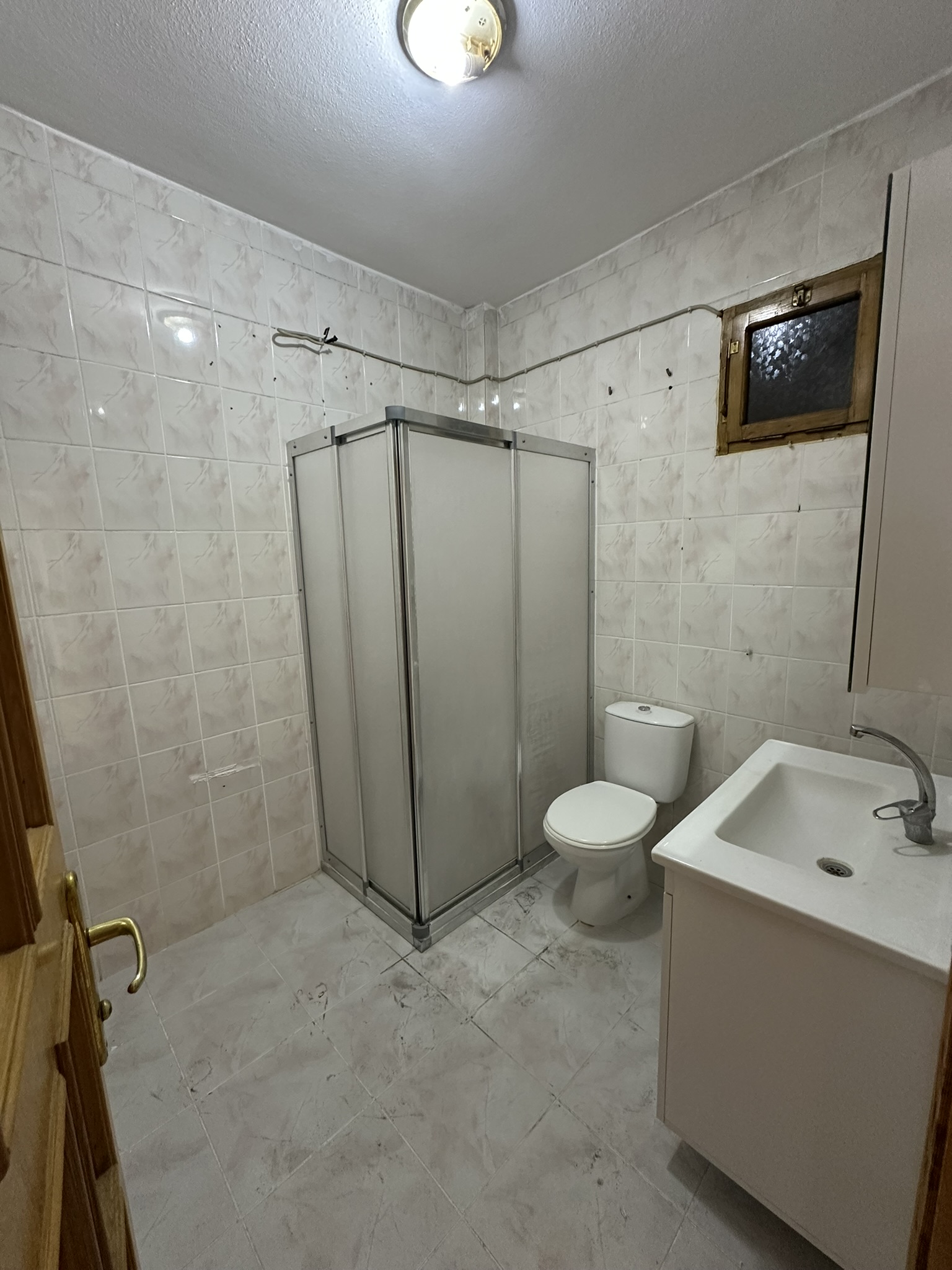 HACI HÜSEYİN MAH. POYRAZ SOKAK ASANSÖRLÜ DOĞALGAZLI 3+1 KİRALIK DAİRE