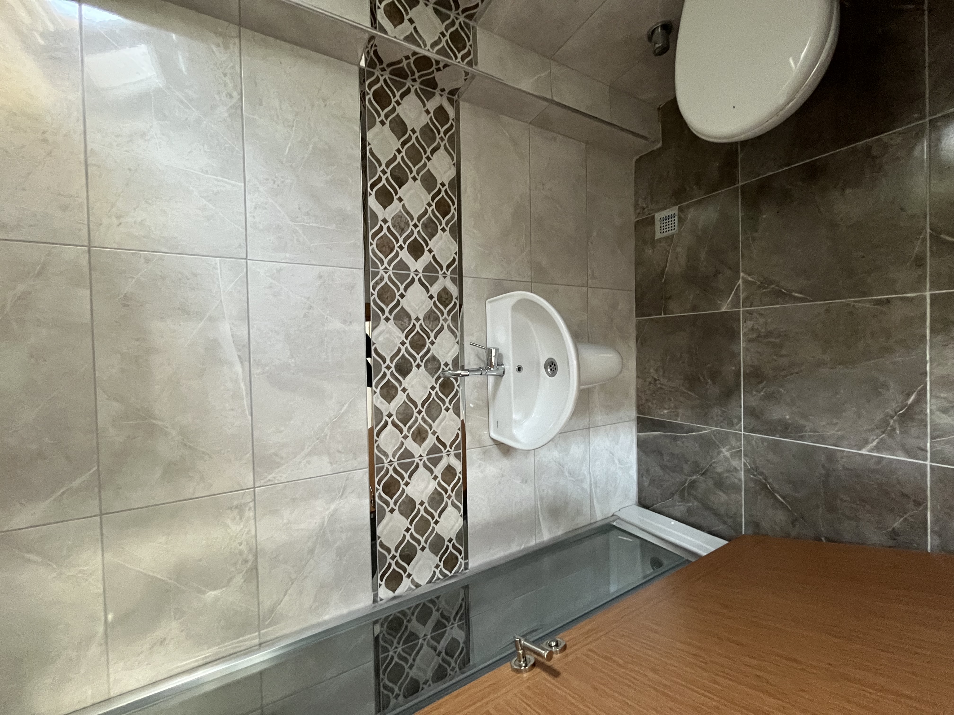 AKSU HUZUR APT SATILIK