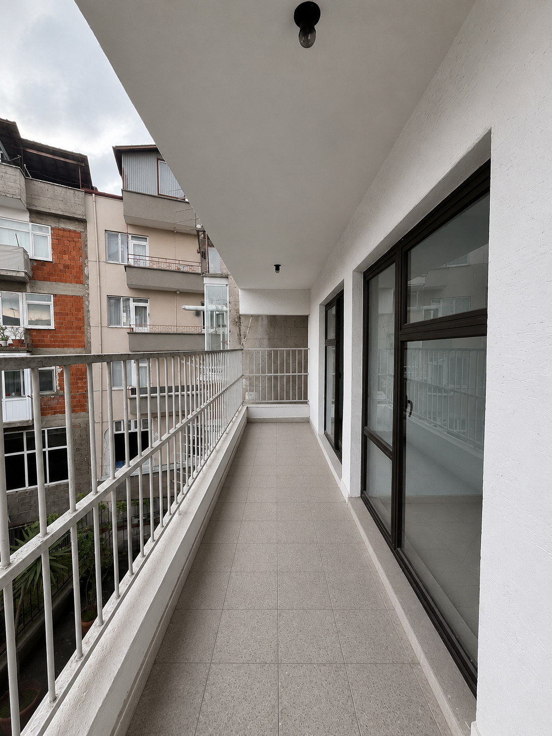 MABEL'DEN GAZİ CADDESİ ÜZERİNDE KİRALIK OFİS