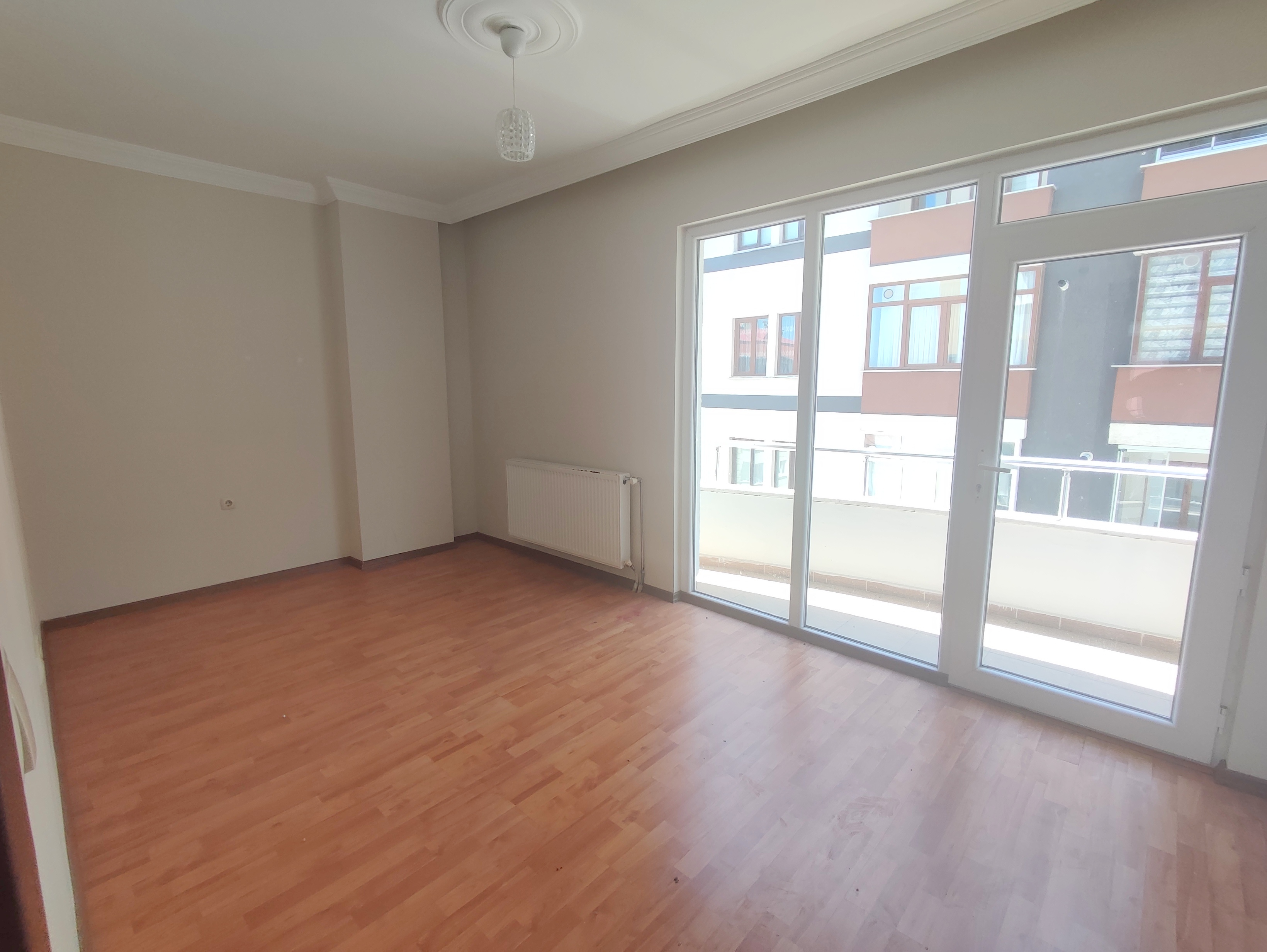 SÖĞÜTLÜ MAH. 3+1 DENİZ MANZARALI SATILIK DAİRE