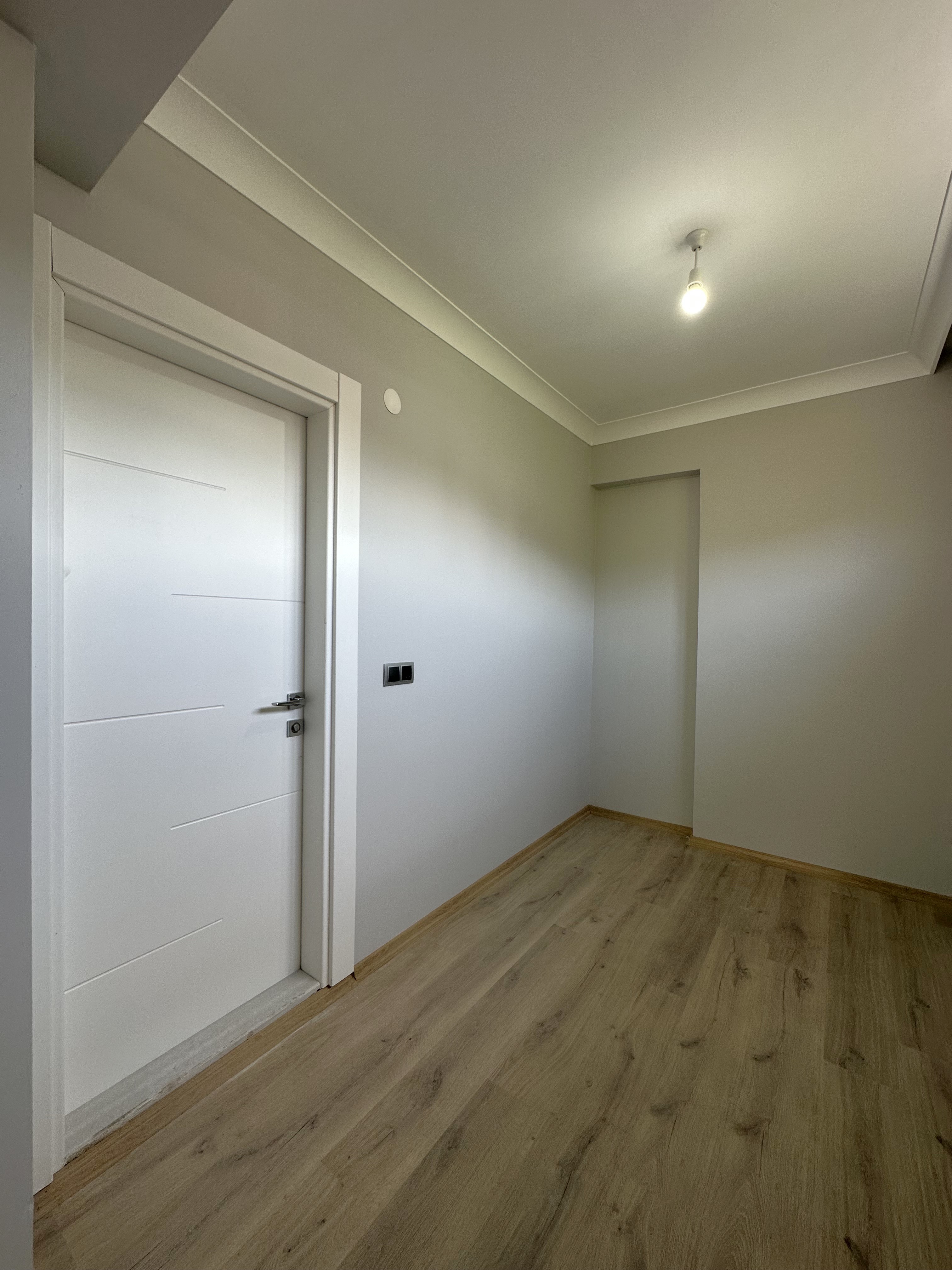 STADİUM CADDE EVLERİ A BLOK D.17 3+1 KİRALIK