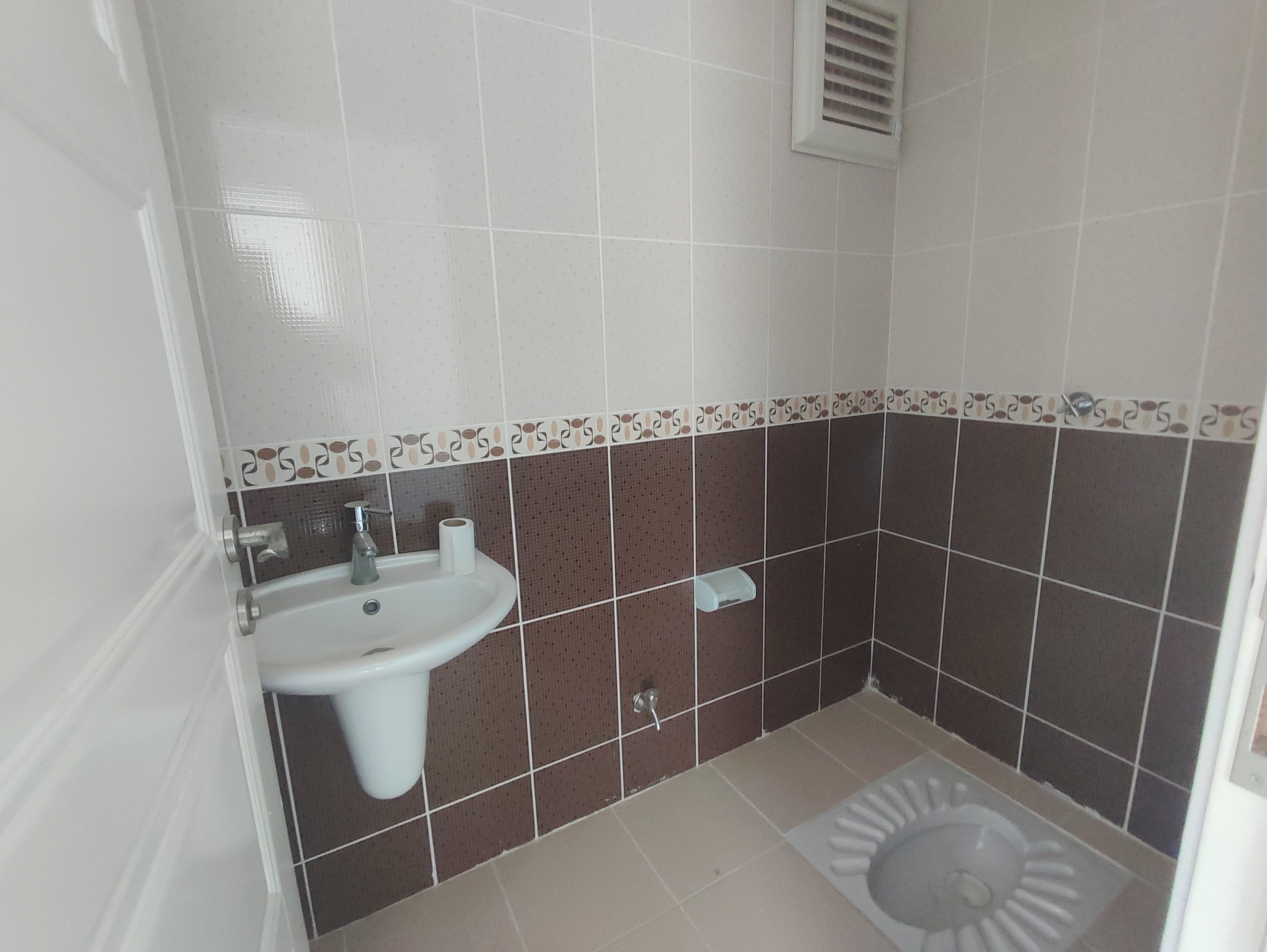 MABEL'DEN ÜNİVERSİTE MAH.GENİŞ FERAH DENİZ MANZARALI KİRALIK