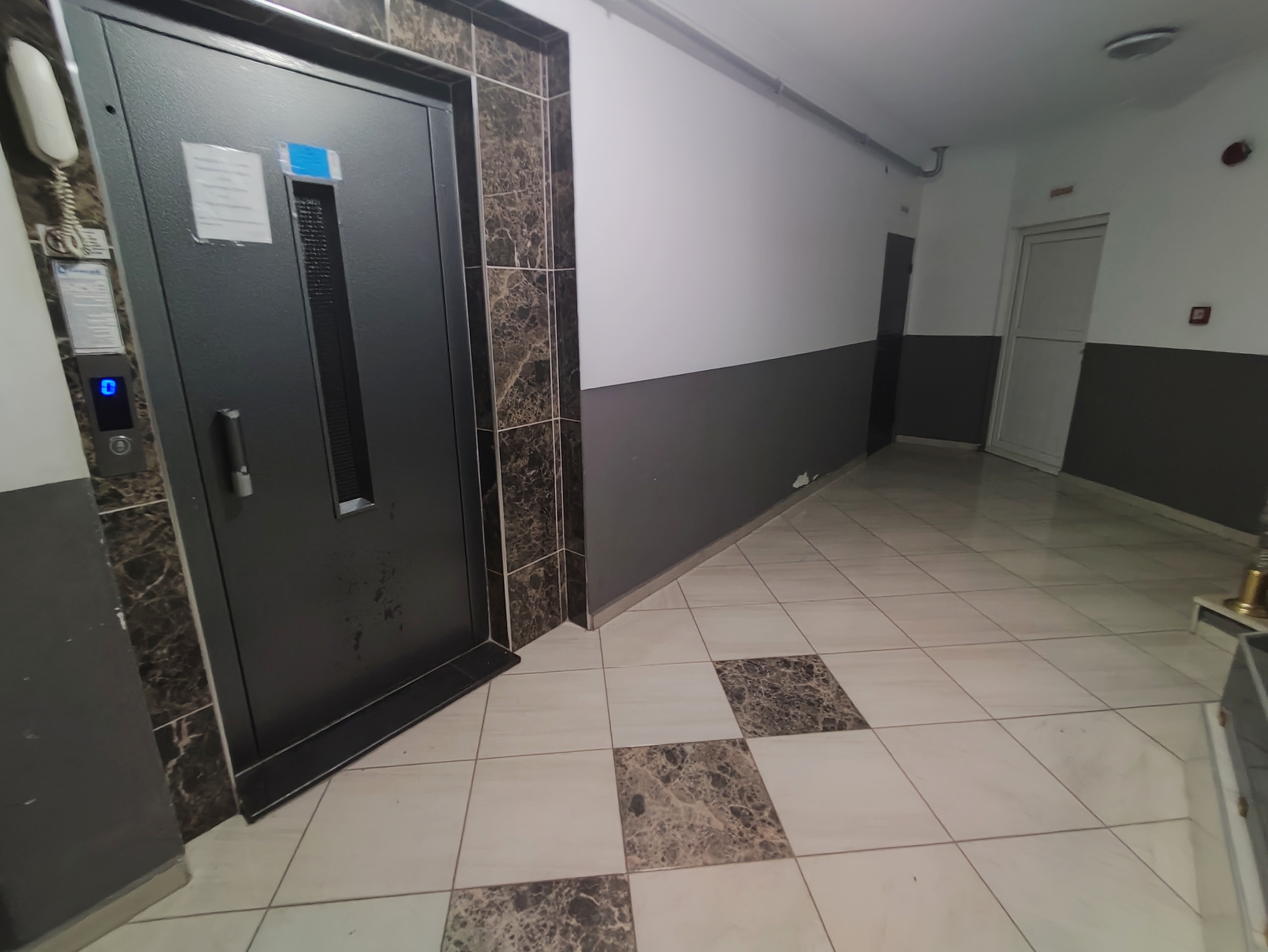 AKÇAABAT YAYLACIK MAH. MERKEZİ KONUMDA SATILIK DAİRE