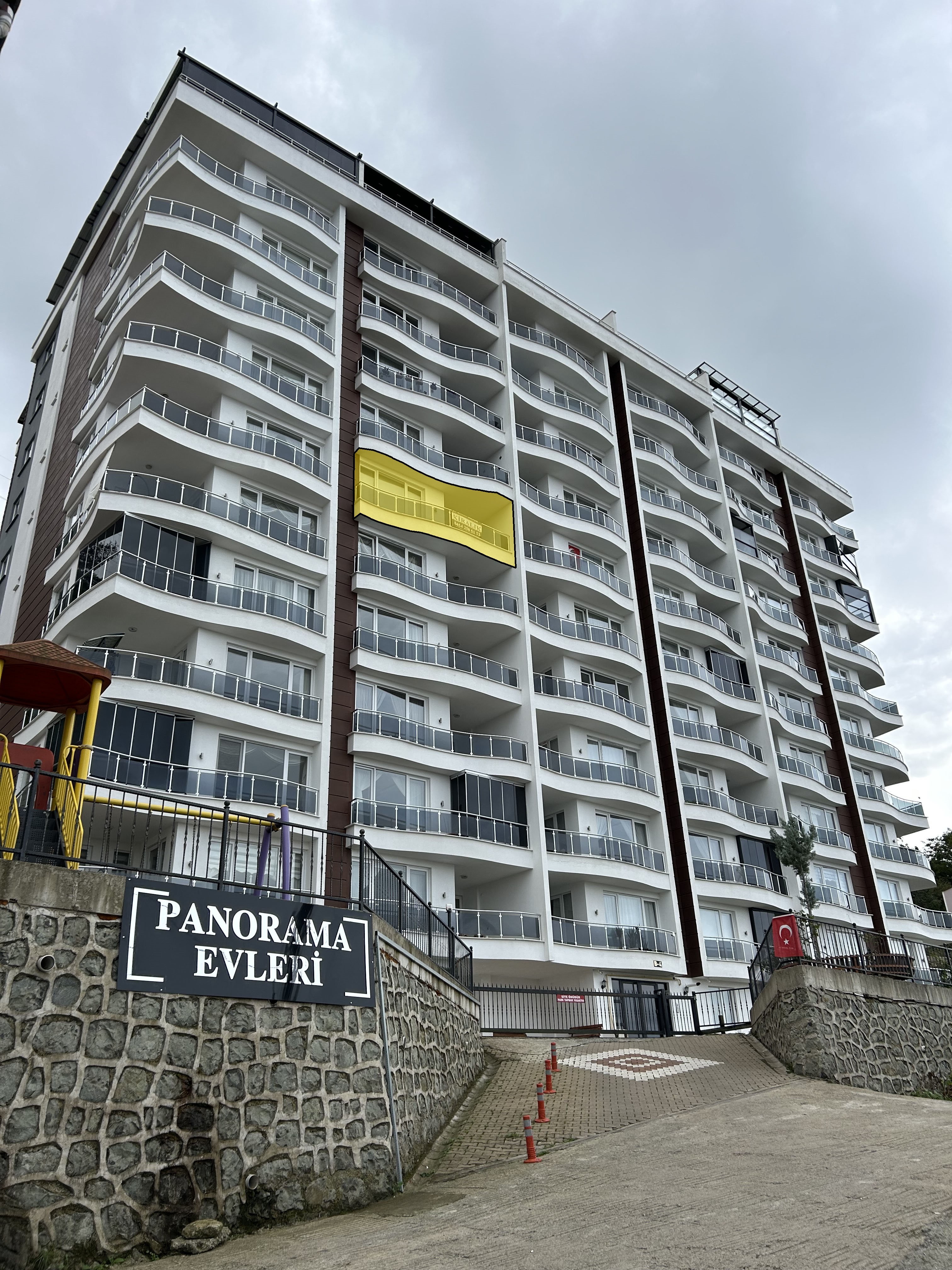 SELDEĞİRMENİ AKÇALI EŞYALI 3+1