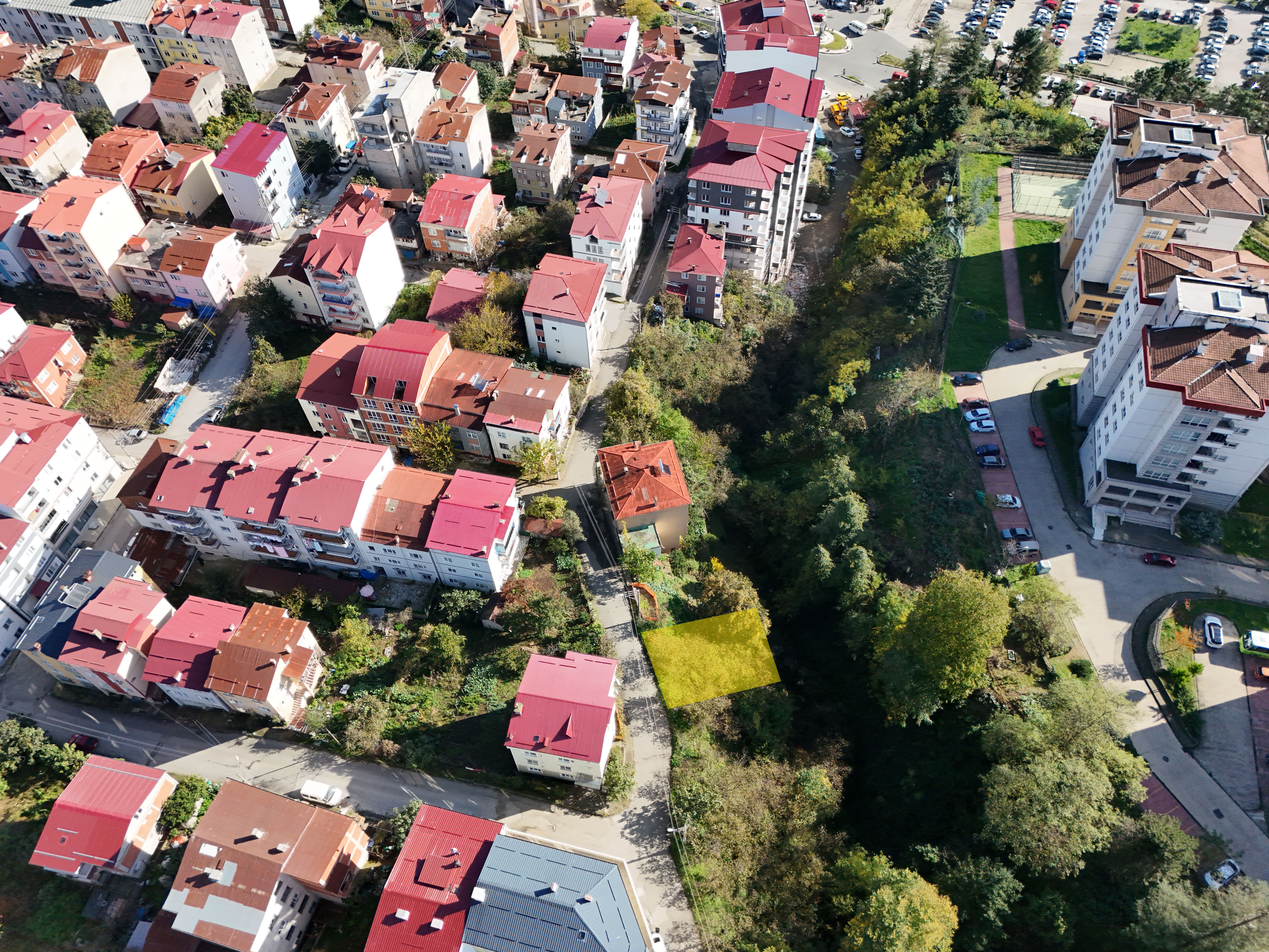 AKSU MAHLLESİ SATILIK ARSA