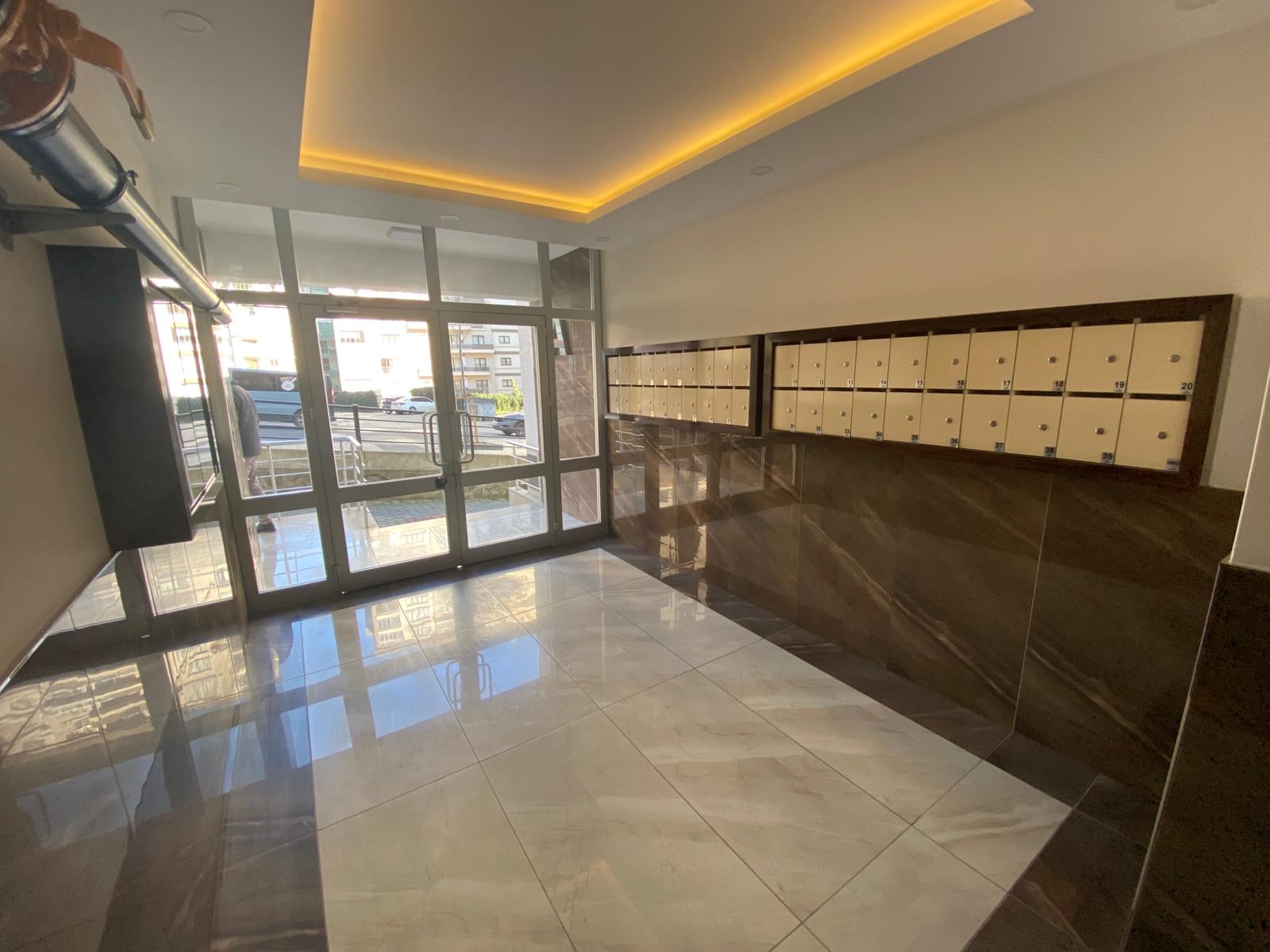 Kaşüstü Mah. satılık  3+1 eşyalı daire