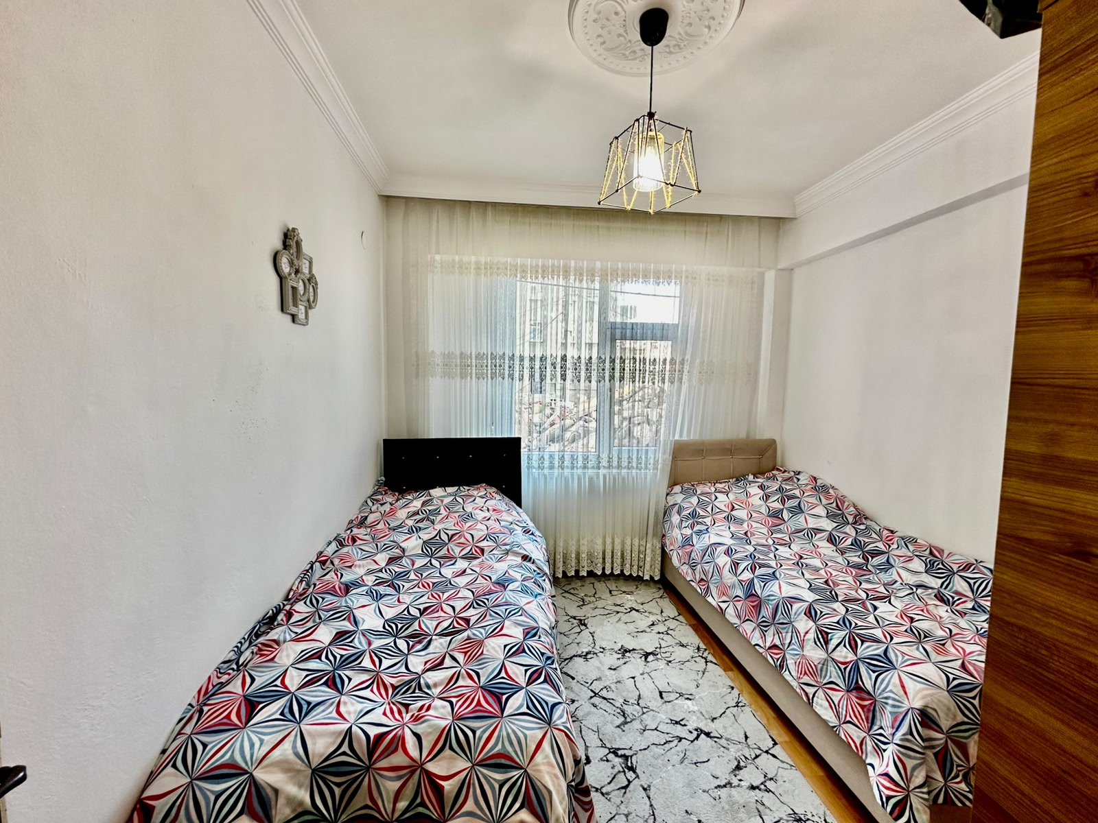 SARAÇLI MAH. ANAYOLA 2 DK YÜRÜME MESAFESİ 2+1 95 M2 FIRSAT DAİRE