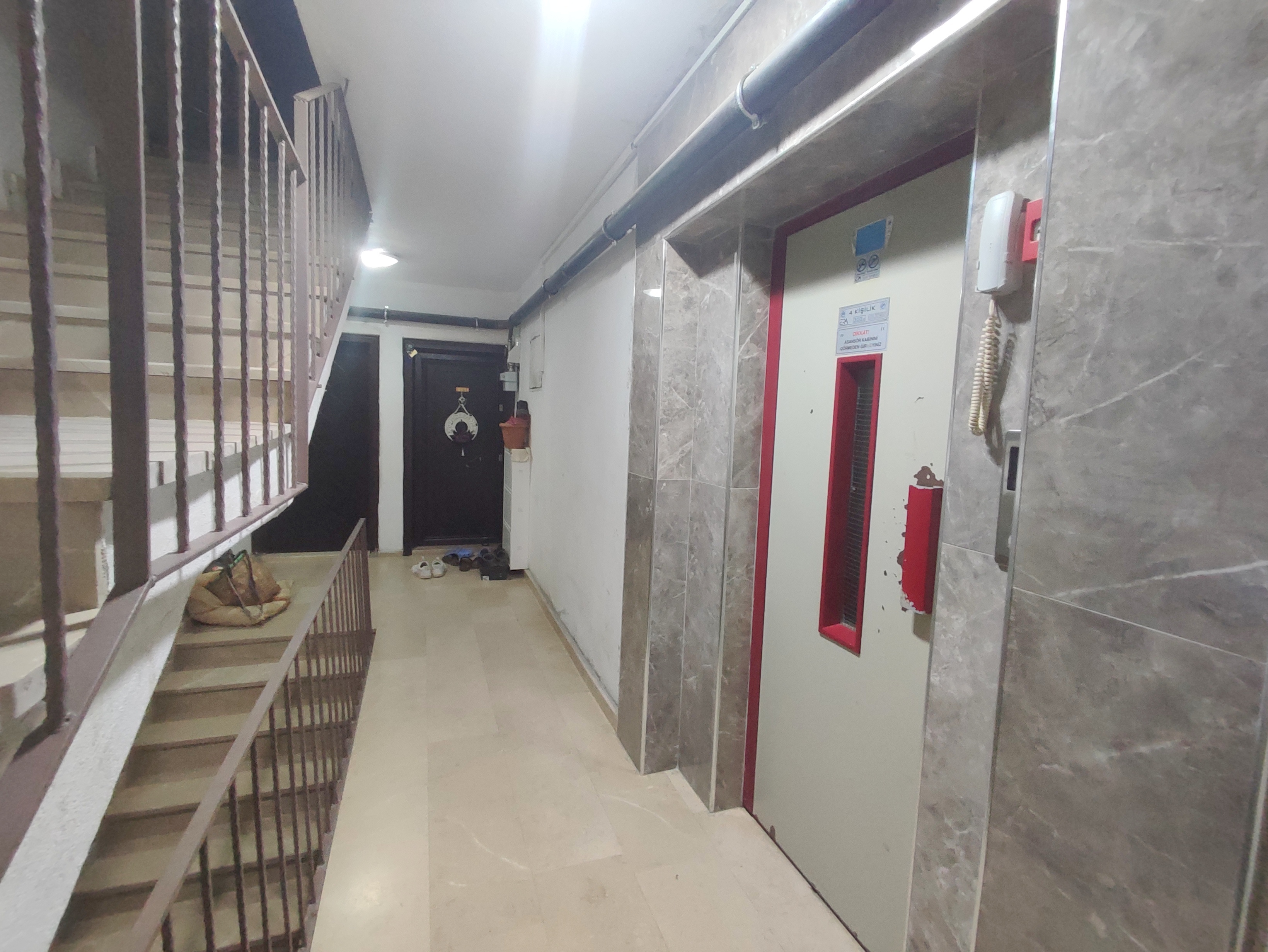 YOMRA SANCAK MAH.GENİŞ FERAH SATILIK DAİRE