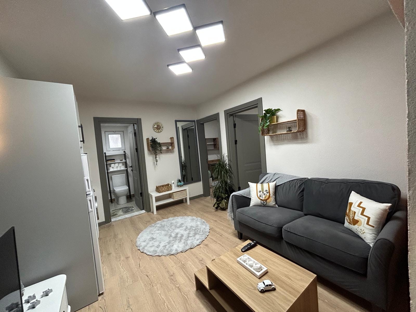 MABELDEN KÖTEKLİDE SATILIK 2+1 DAİRE