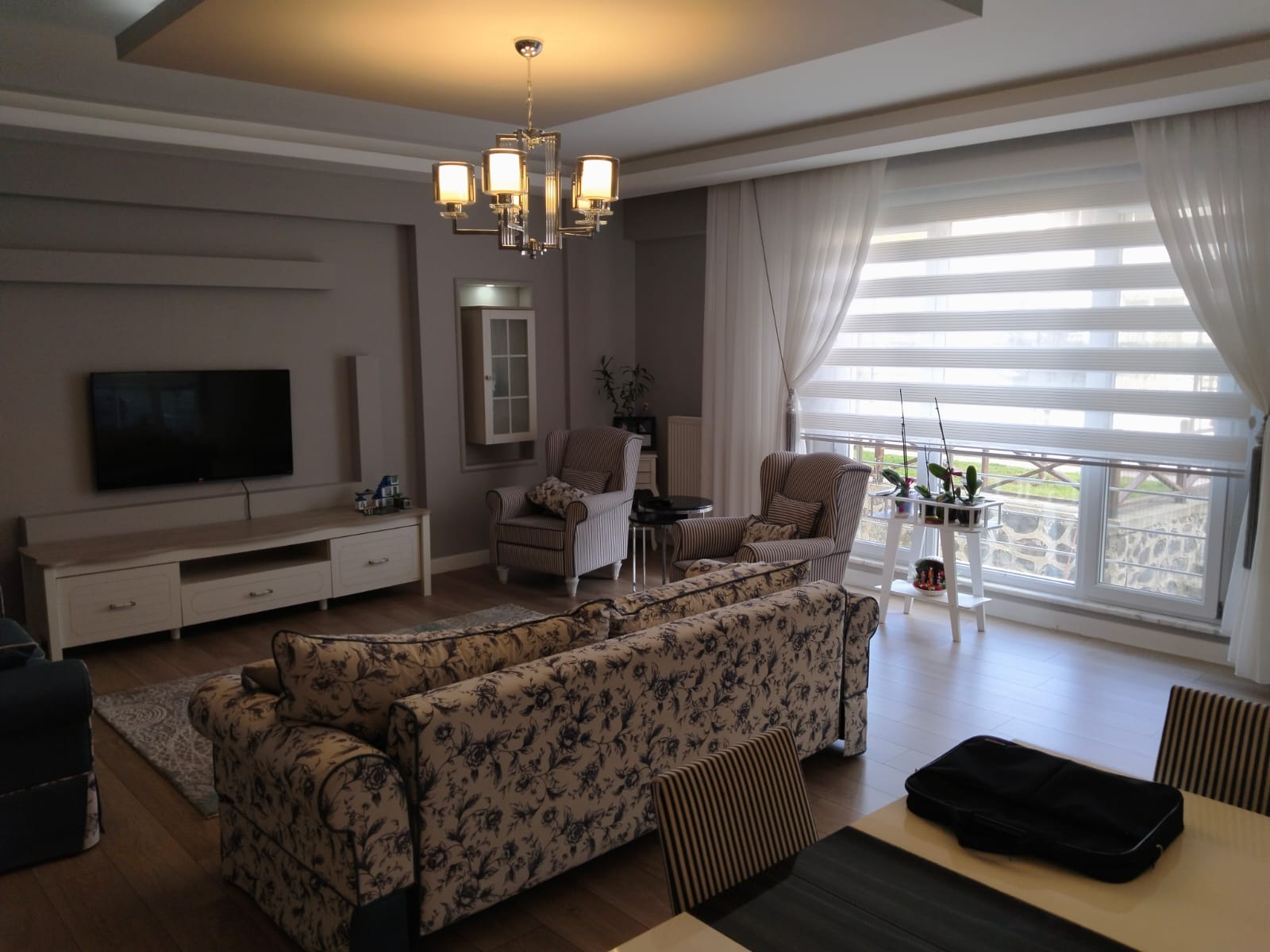 KARŞIYAKA MAH. ÖZVATAN SİTESİ 4+1 SATILIK DAİRE
