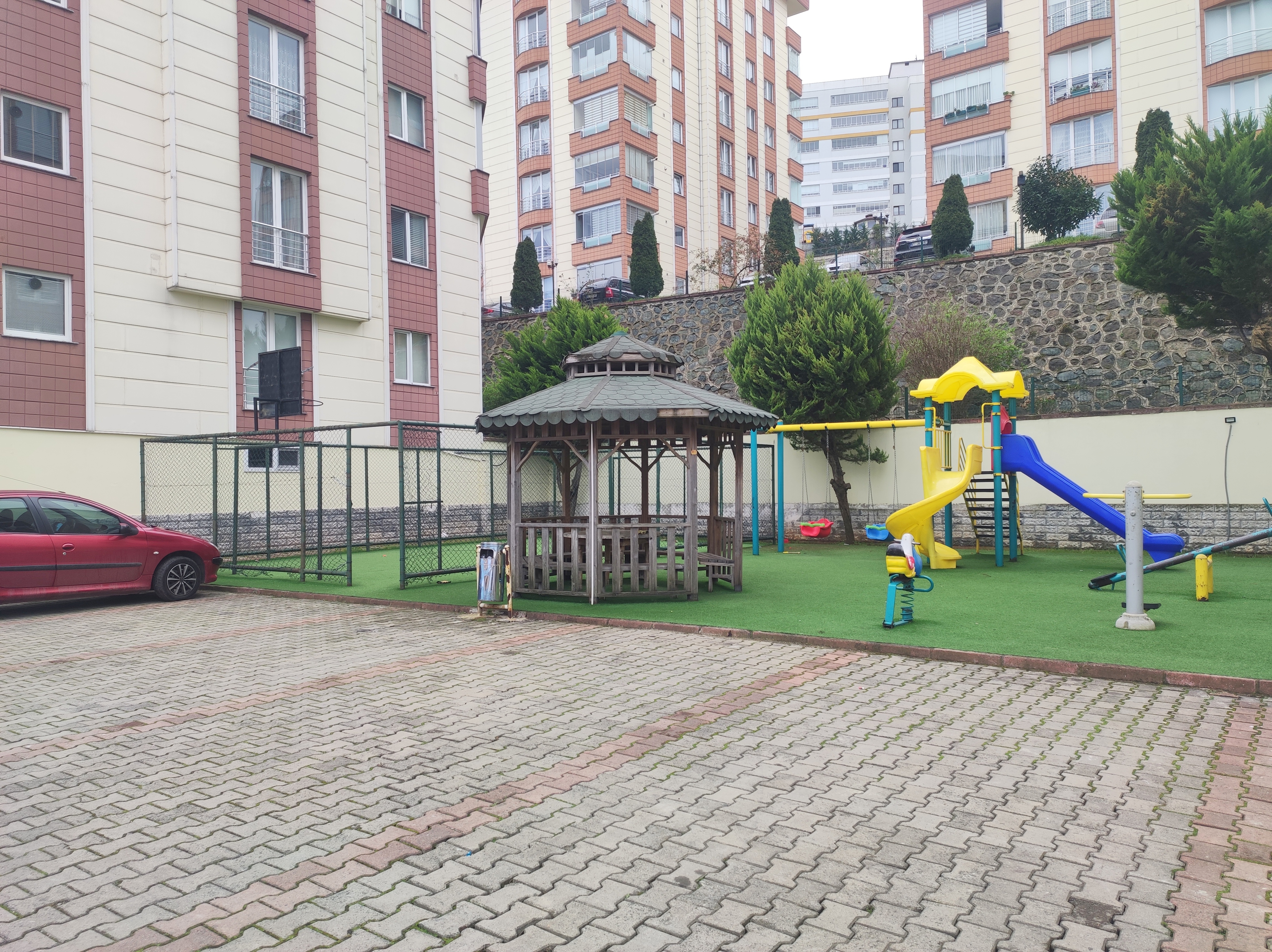 MABEL'DEN ÜNİVERSİTE MAH.GENİŞ FERAH DENİZ MANZARALI KİRALIK