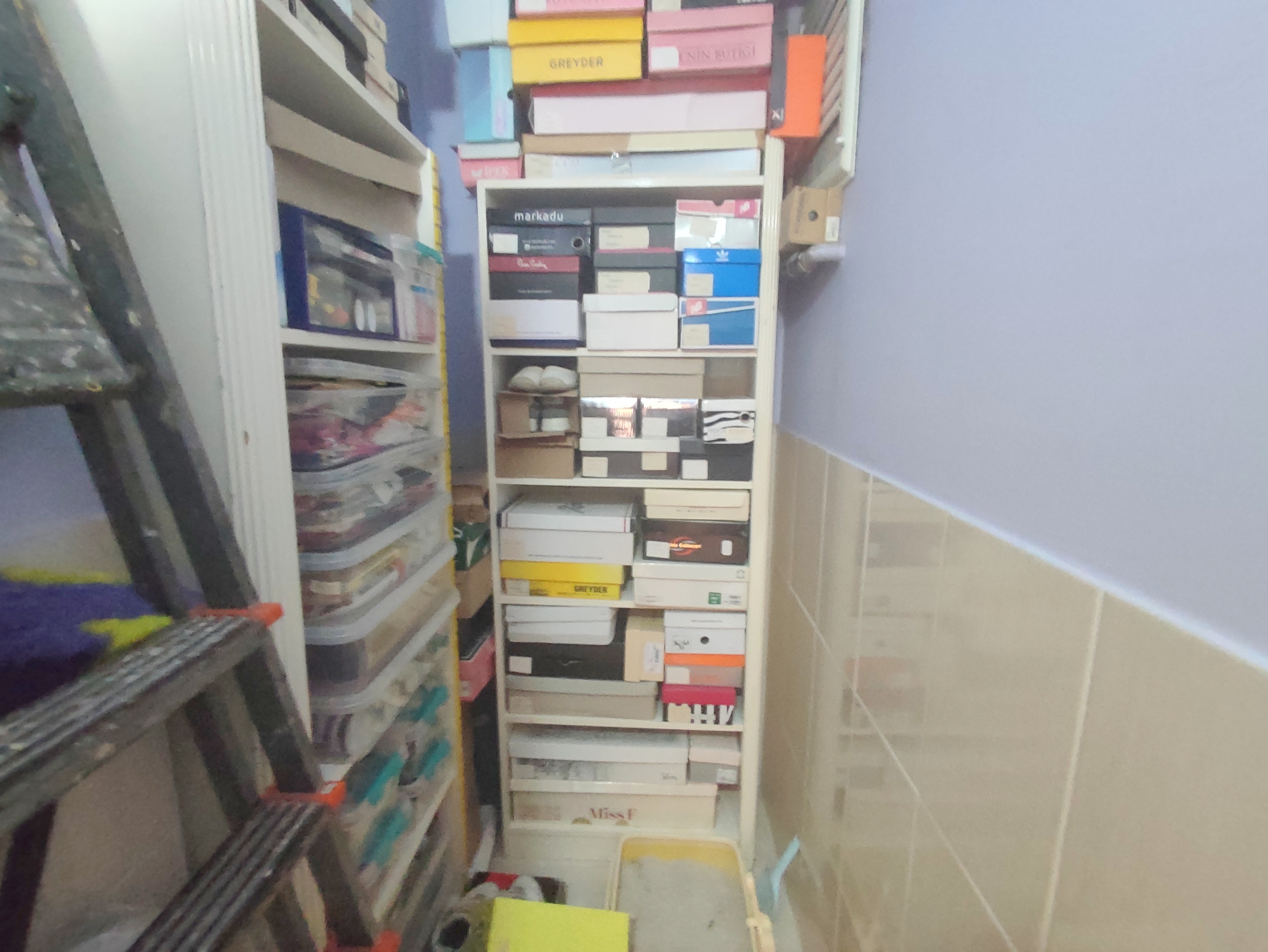 2 NOLU ERDOĞDU MAH. 4+1 GENİŞ FERAH MASRAFSIZ FIRSAT DAİRE