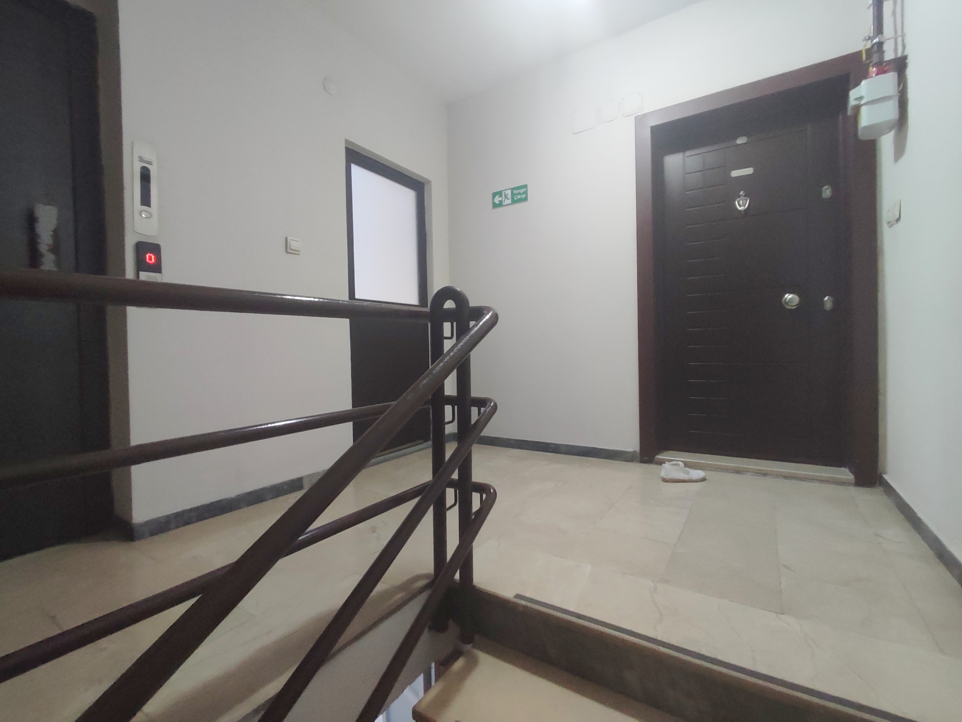 2 NOLU ERDOĞDU MAH. 4+1 GENİŞ FERAH MASRAFSIZ FIRSAT DAİRE