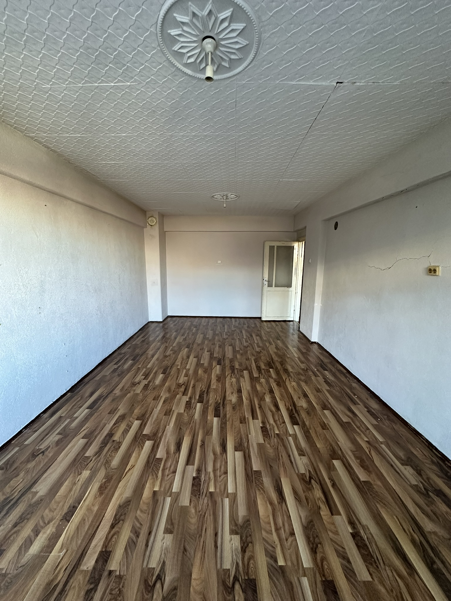 HACISİYAM MAHALLESİ 5. KAT SOBALI