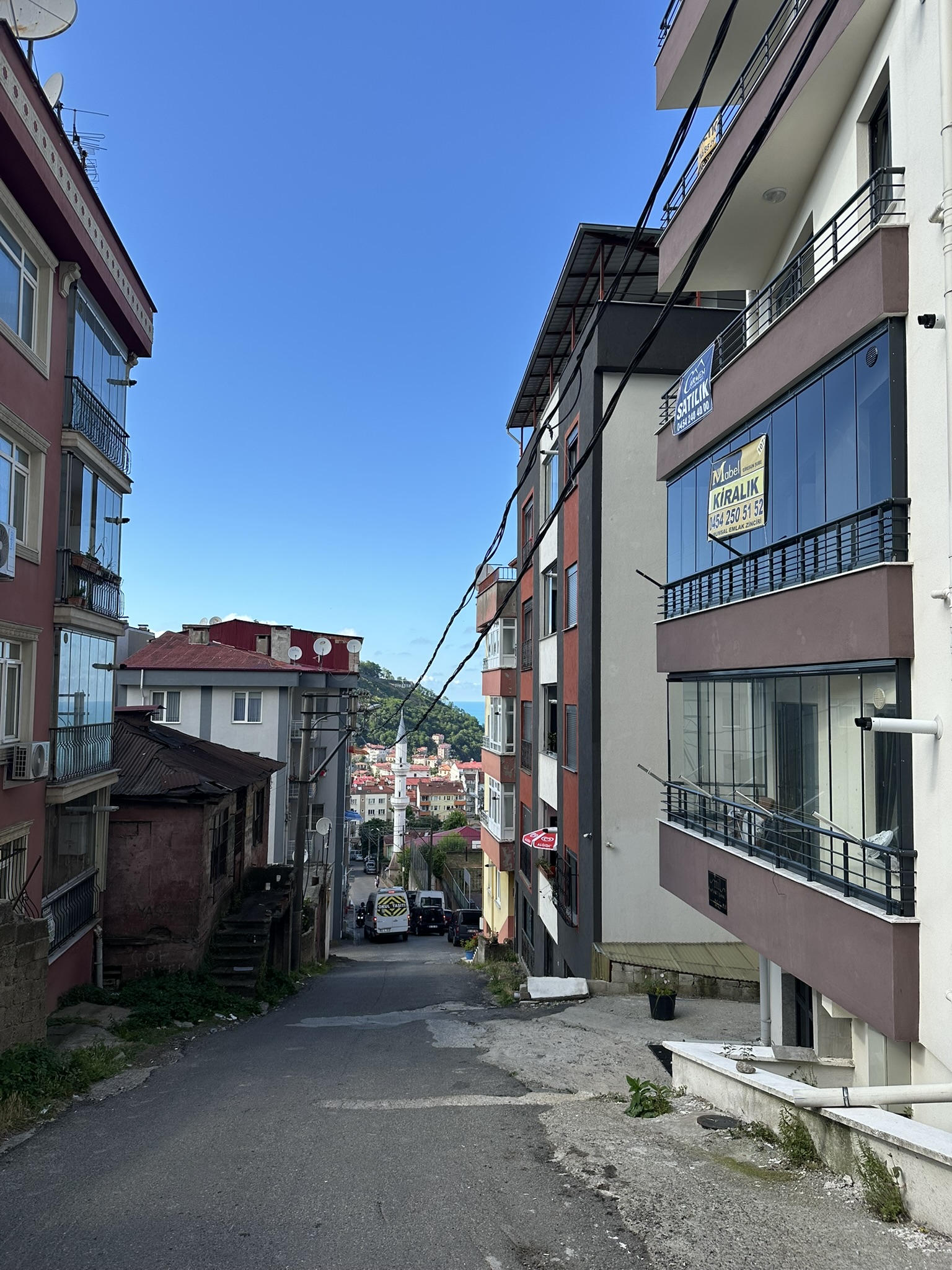KAVAKLAR MAH. 2+1 YEŞİLTEPE CADDESİ