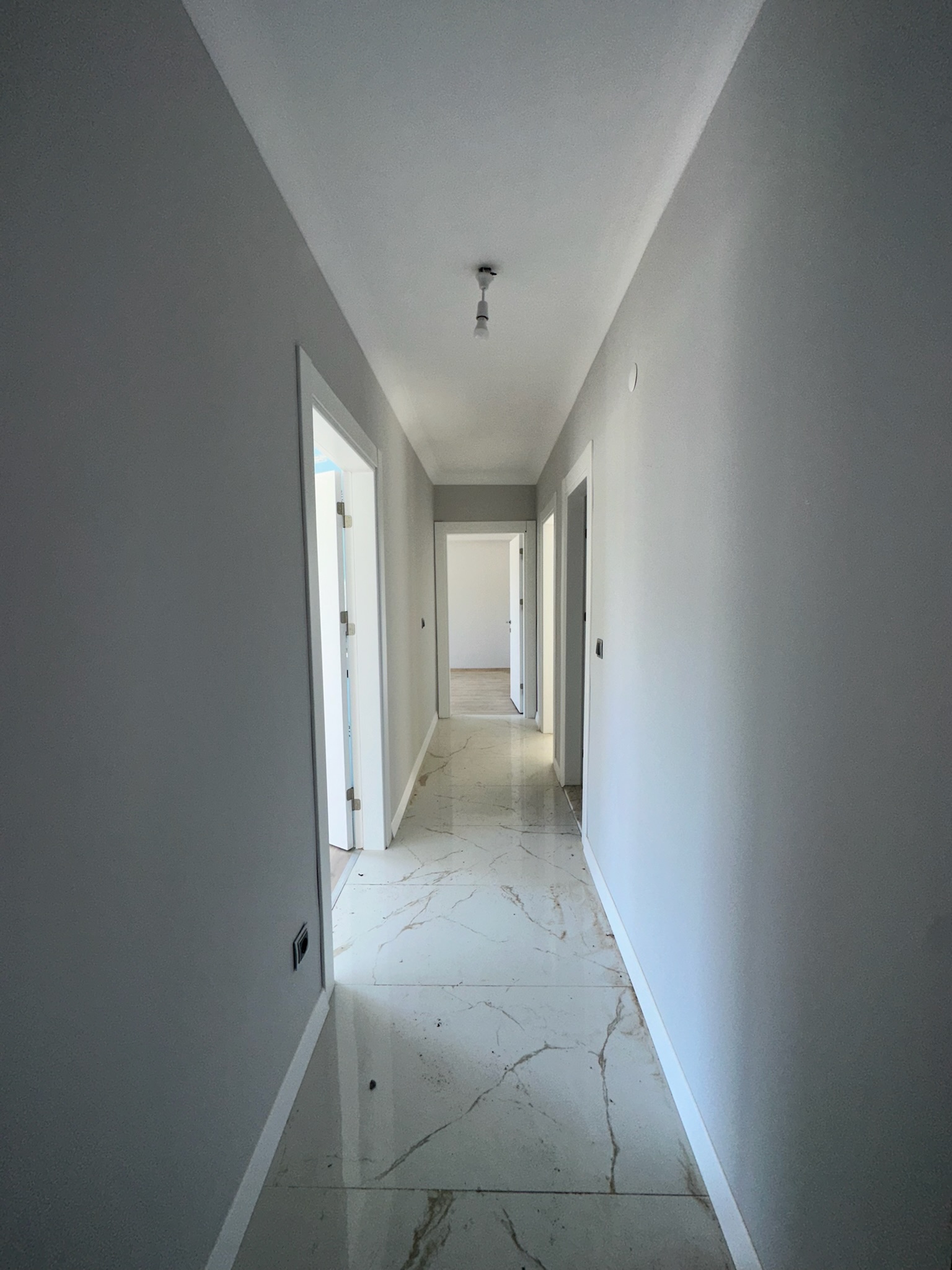 MABEL'DEN AKSU STADIUM CADDE EVLERİNDE GENİŞ FERAH DAİRE