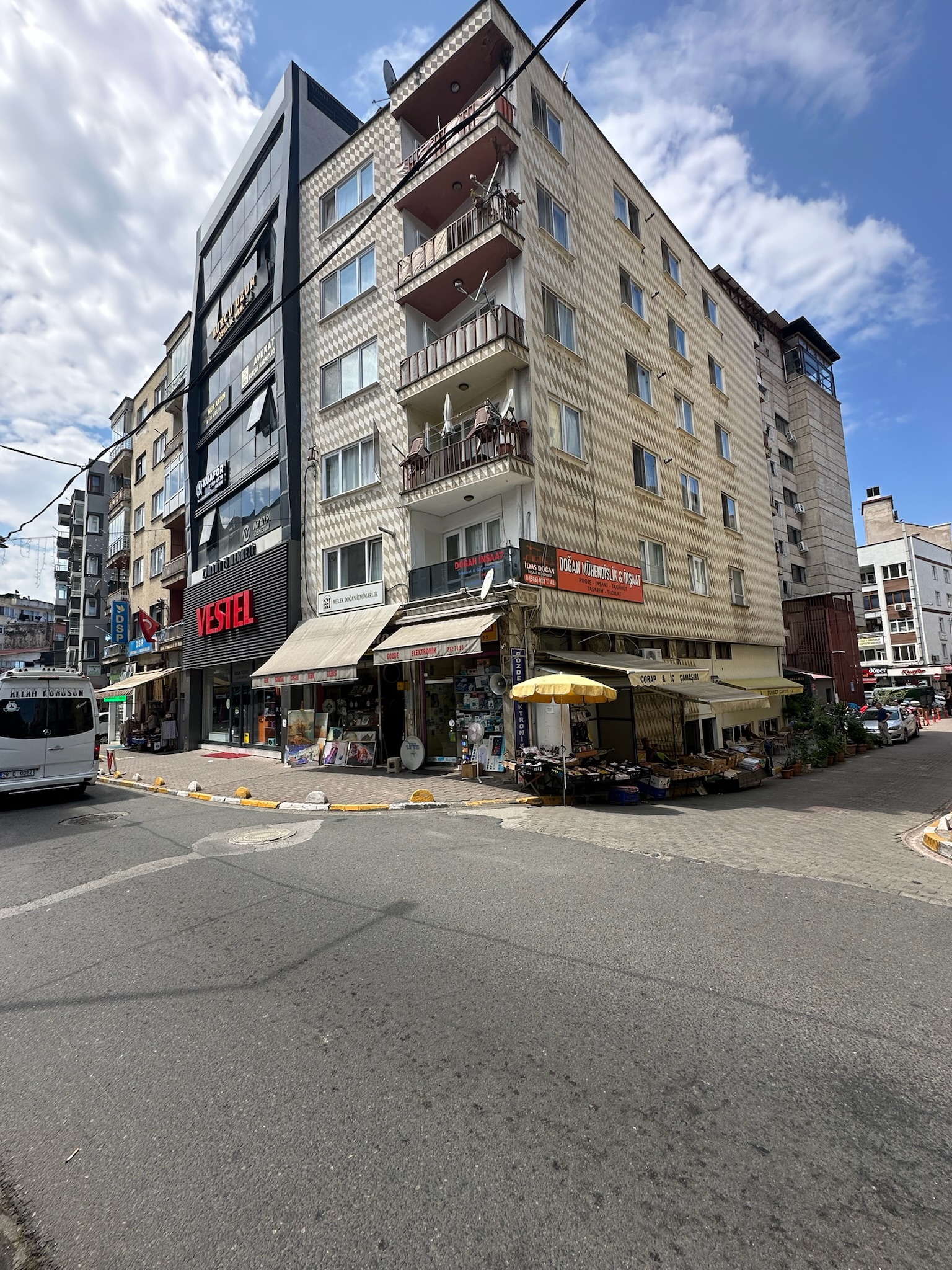 MABEL'DEN ŞEHİR MERKEZİNDE CEMAL GÜRSEL CAD. KİRALIK OFİS - BÜRO