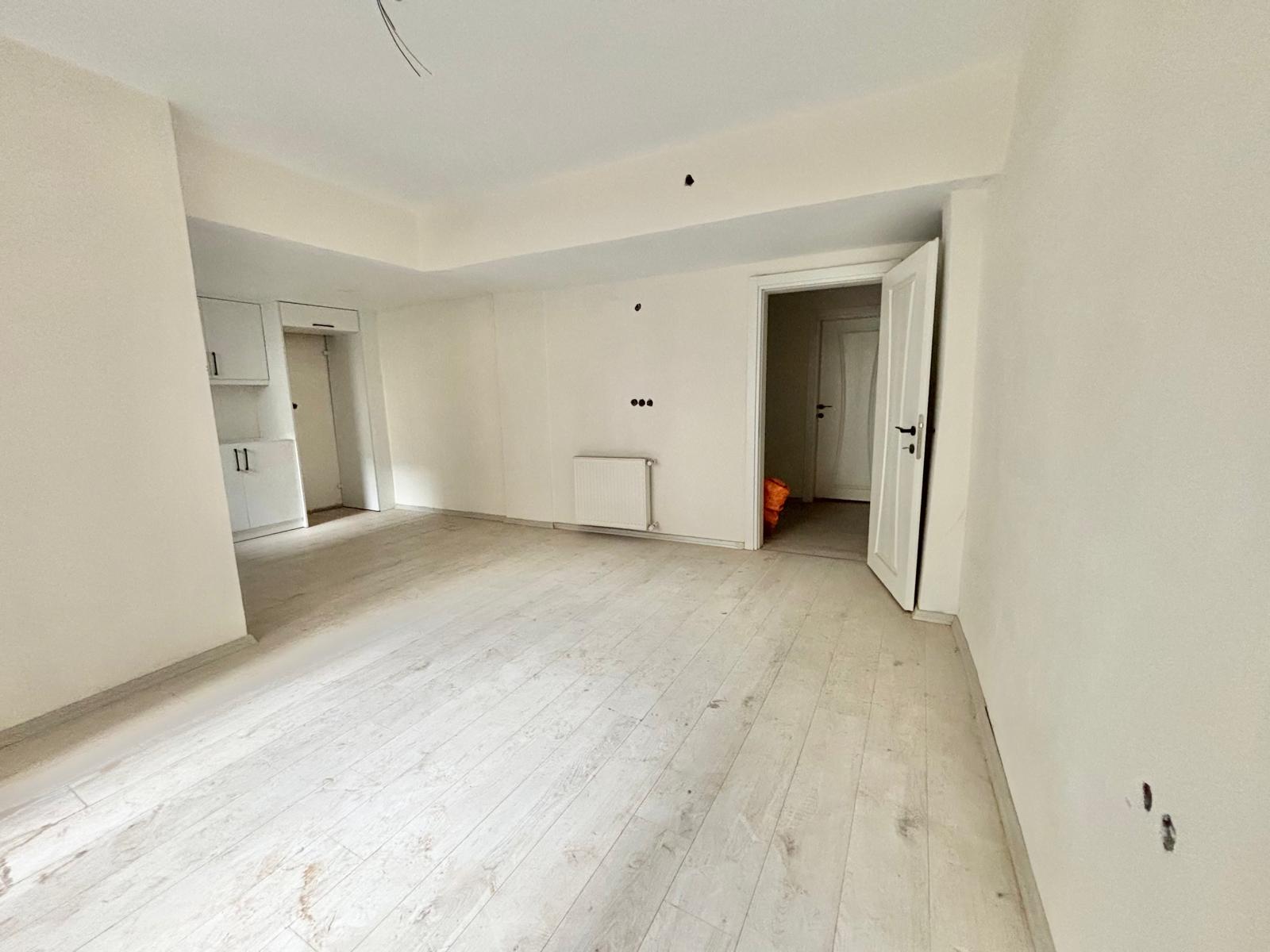 ŞARKİYE SATILIK-OFİS YAN SOKAĞI