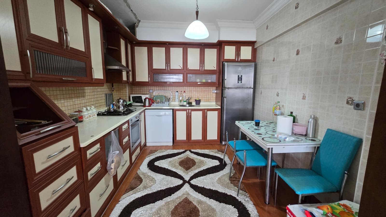 MERSEN TOPSAHASININ ARKASI