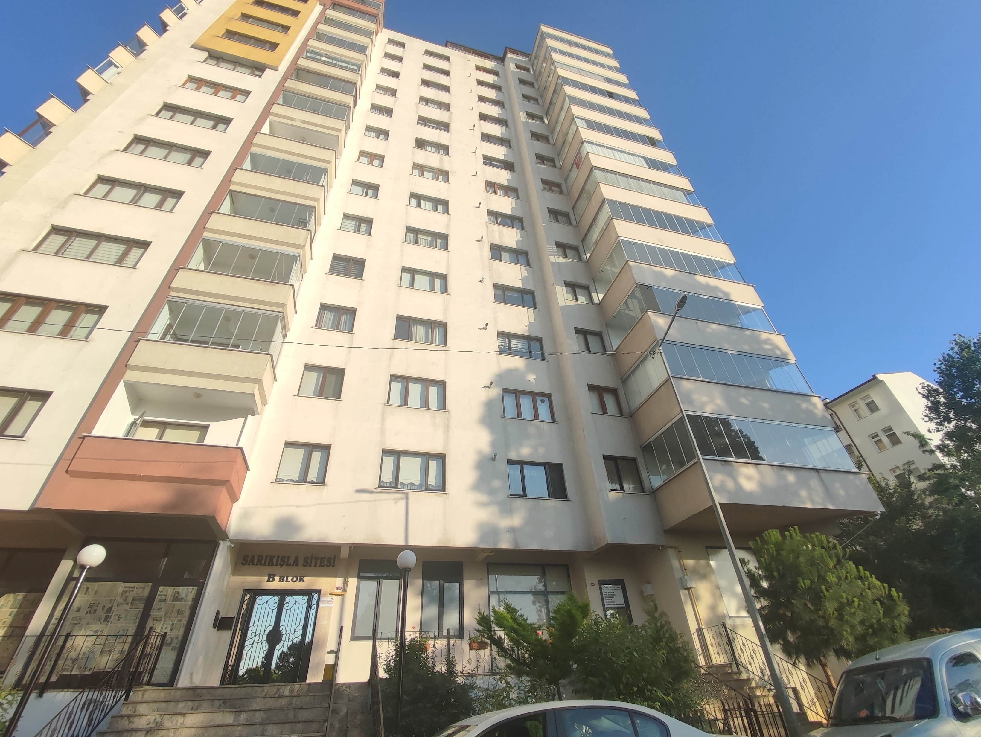 2 NOLU ERDOĞDU MAH. 4+1 GENİŞ FERAH MASRAFSIZ FIRSAT DAİRE