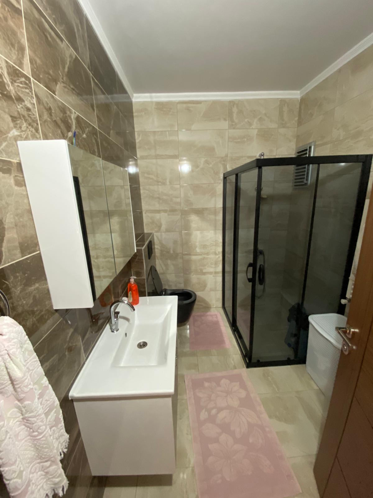 Kaşüstü Mah. satılık  3+1 eşyalı daire