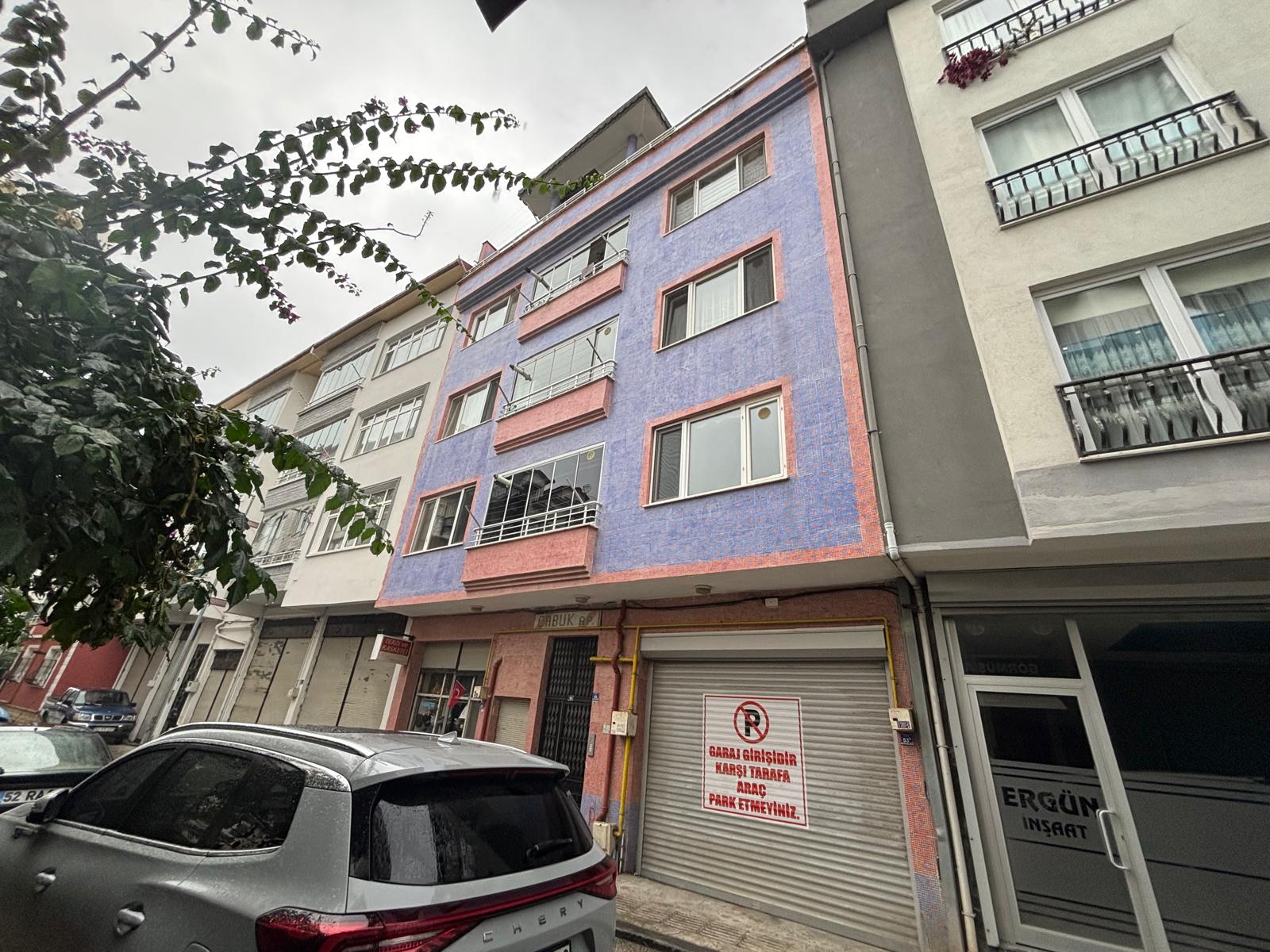 ŞARKİYE SATILIK-OFİS YAN SOKAĞI