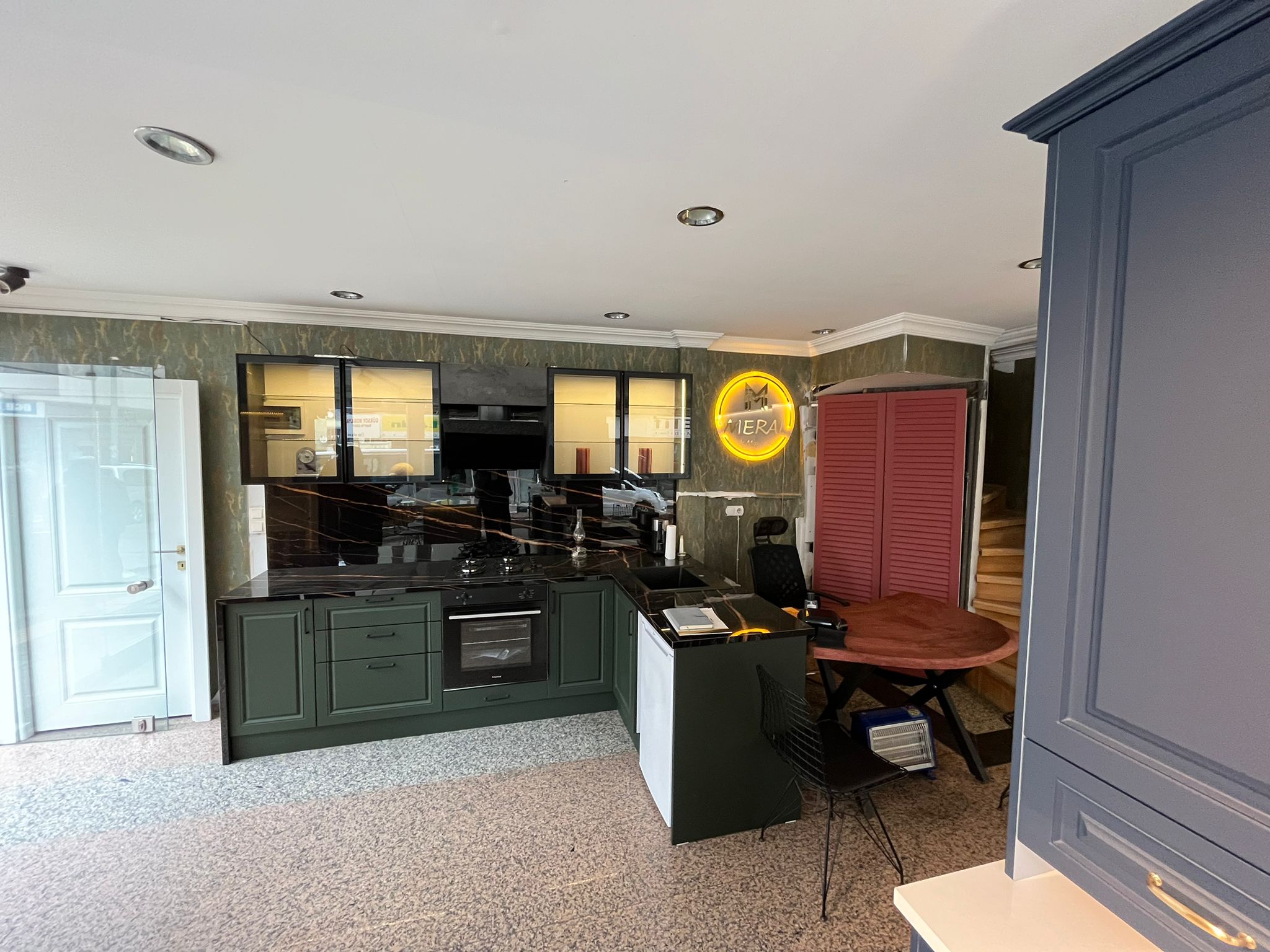 TRABZON ARSİNDE FIRSAT DÜKKAN