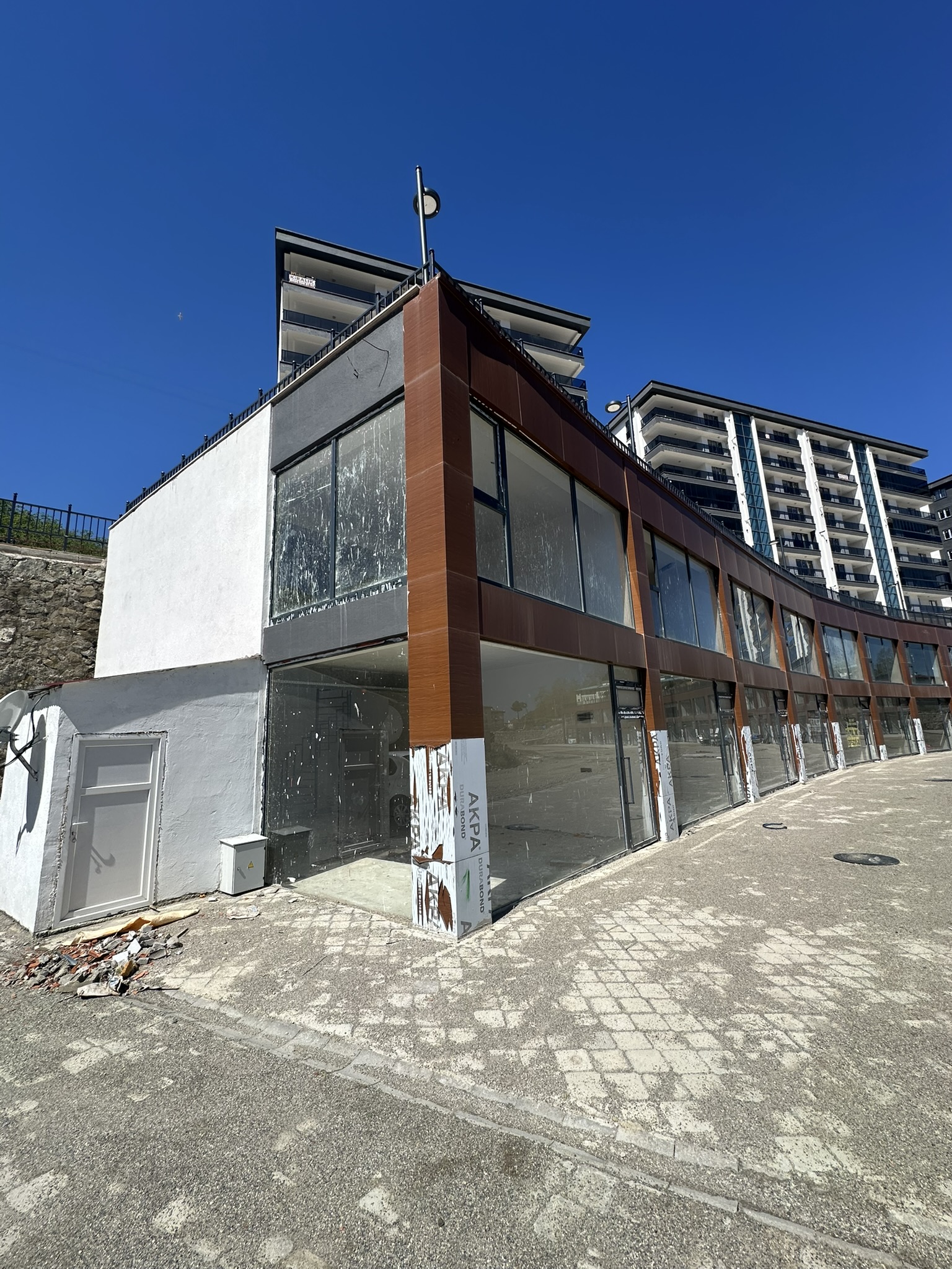 STADİUM CADDE EVLERİ DÜKKAN 3 NUMARA