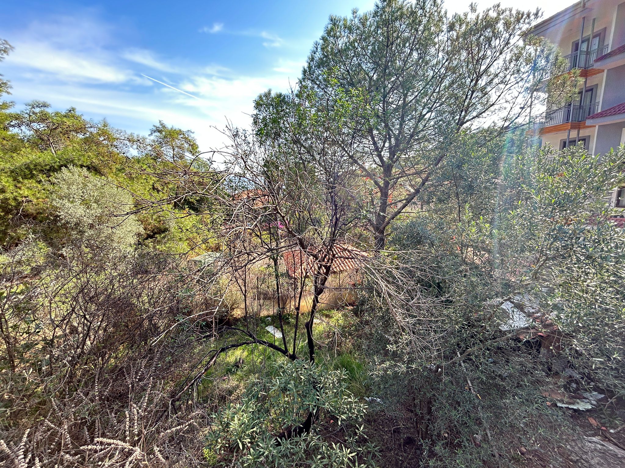 MARMARİS ARMUATALAN'DA DENİZ MANZARALI 431M2 SATILIK ARSA