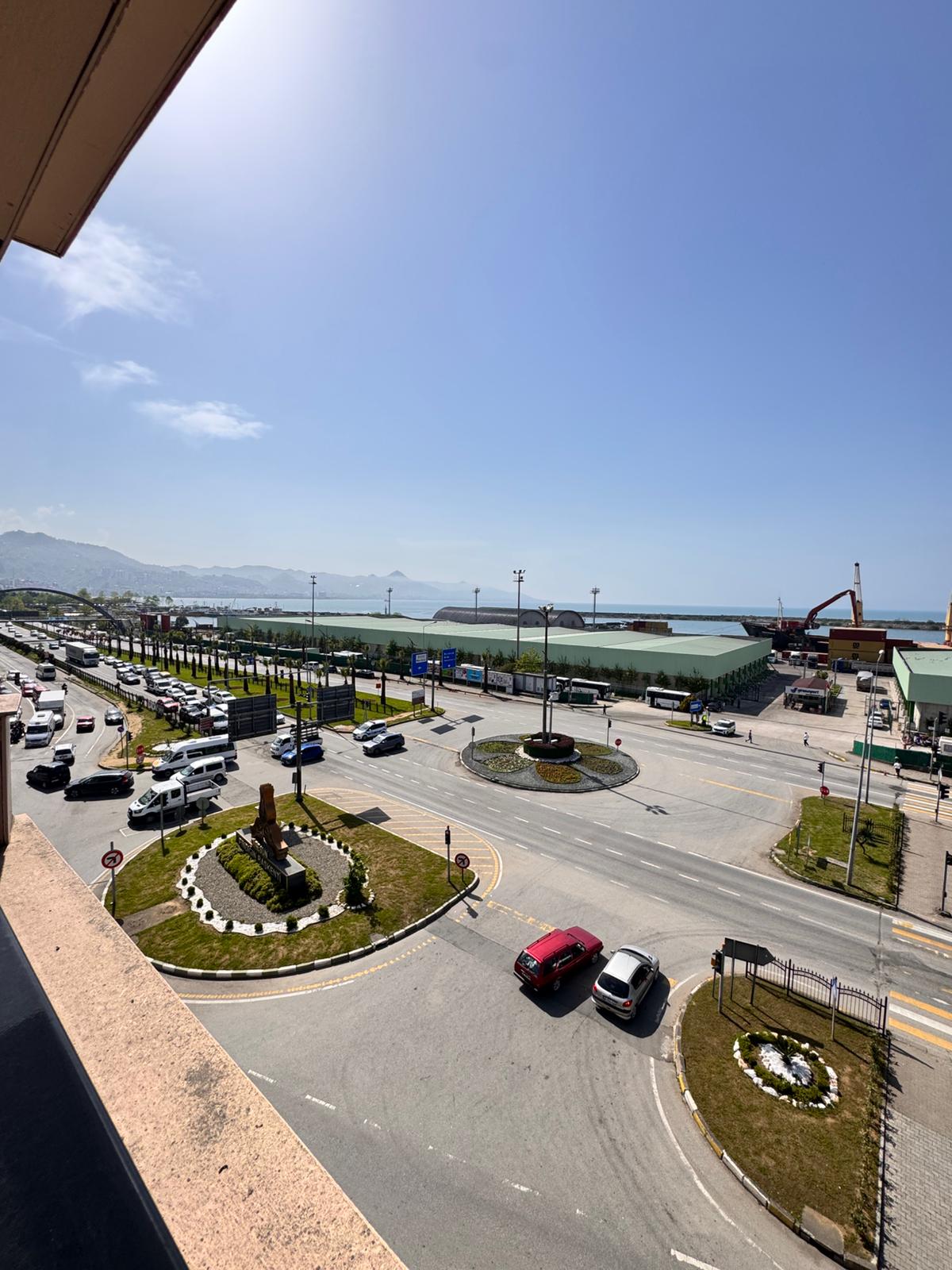 MABEL'DEN MEYDAN SATILIK OFİS DAİRE