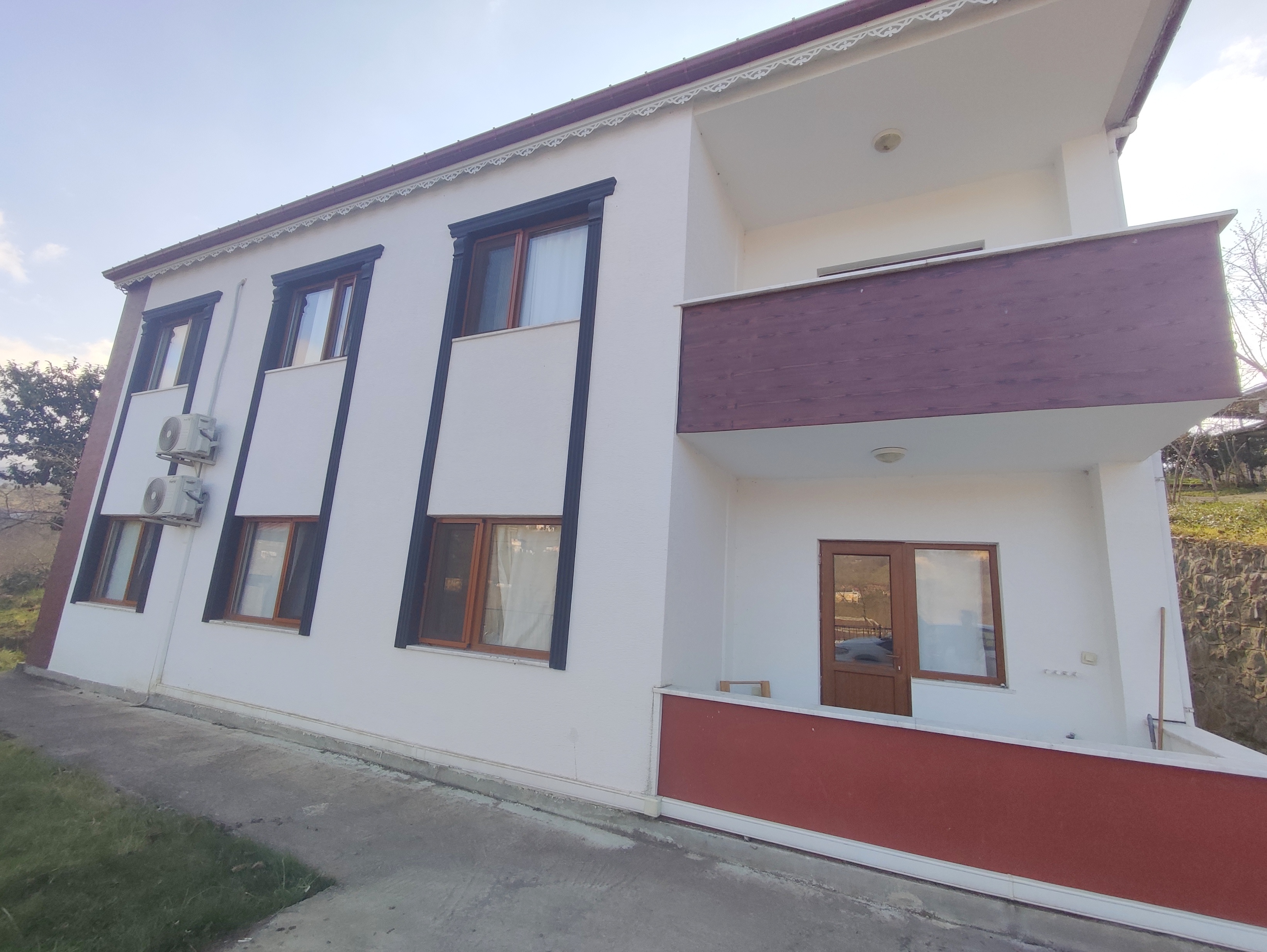 MABEL'DEN YOMRA YOKUŞLU MAH. MÜSTAKİL İKİ KATLI SATILIK EV