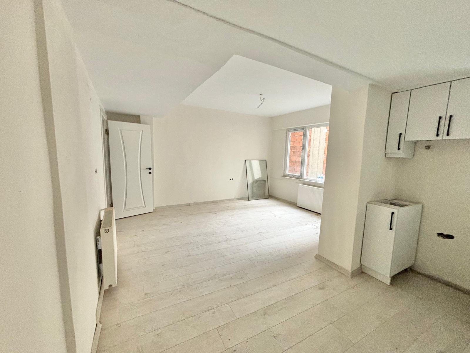 ŞARKİYE SATILIK-OFİS YAN SOKAĞI