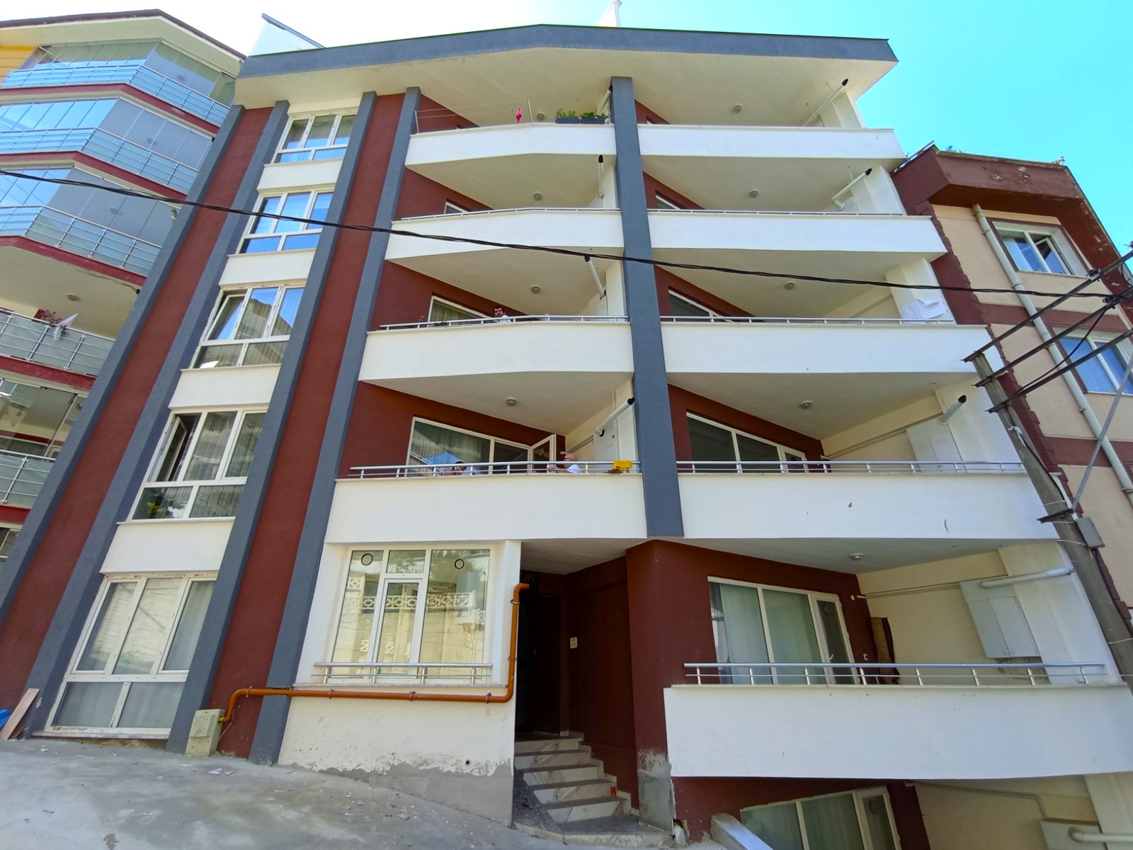 MABEL'DEN TEYYREDÜZÜ MAHALLESİ KİRALIK DAİRE
