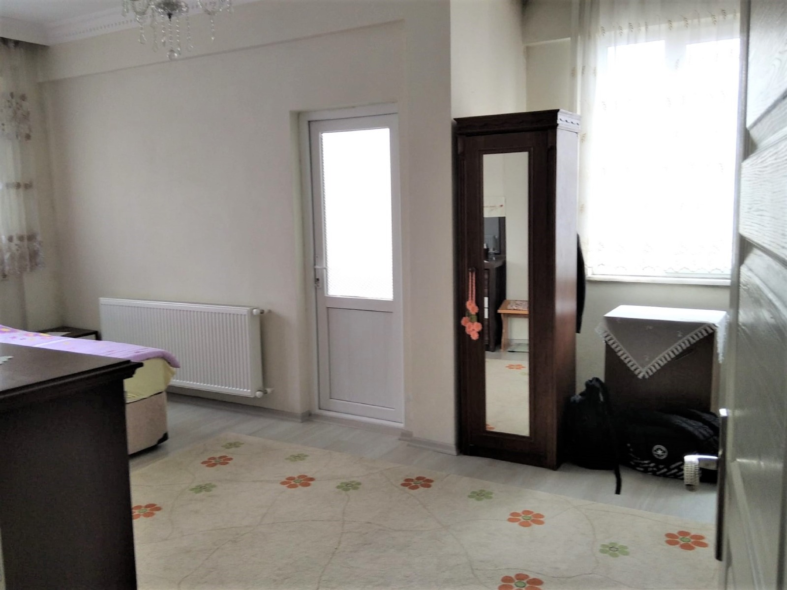 SAMSUN ATAKUM ÇAKIRLARDA DENİZ MANZARALI 3KATLI MÜSTAKİL VİLLA