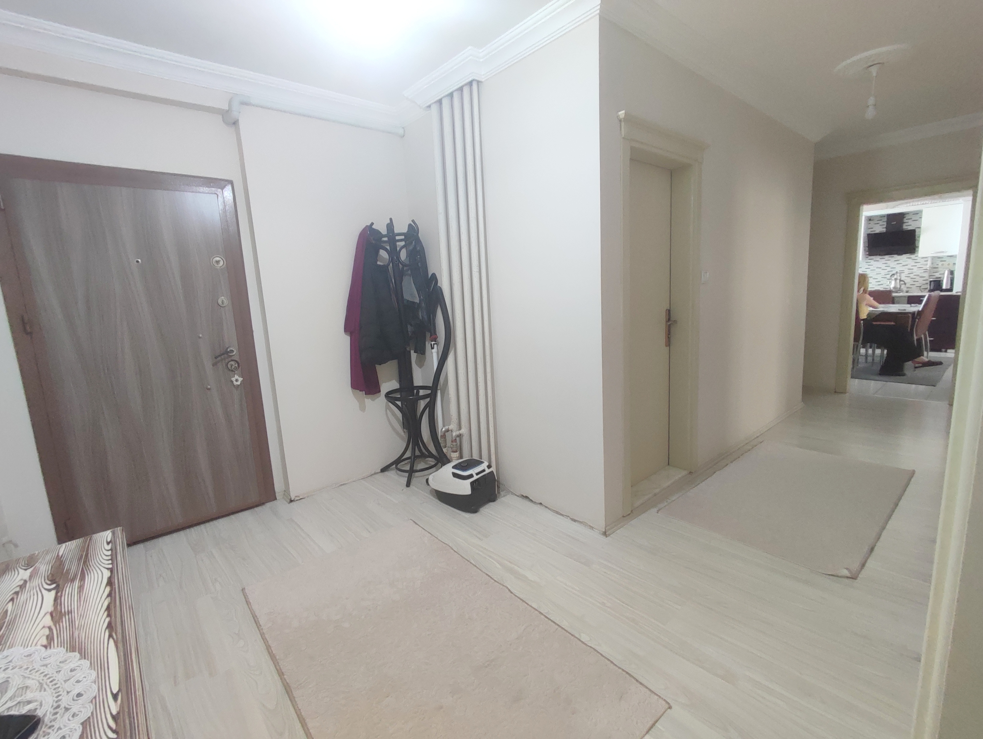 AKÇAABAT YAYLACIK MAH. MERKEZİ KONUMDA SATILIK DAİRE