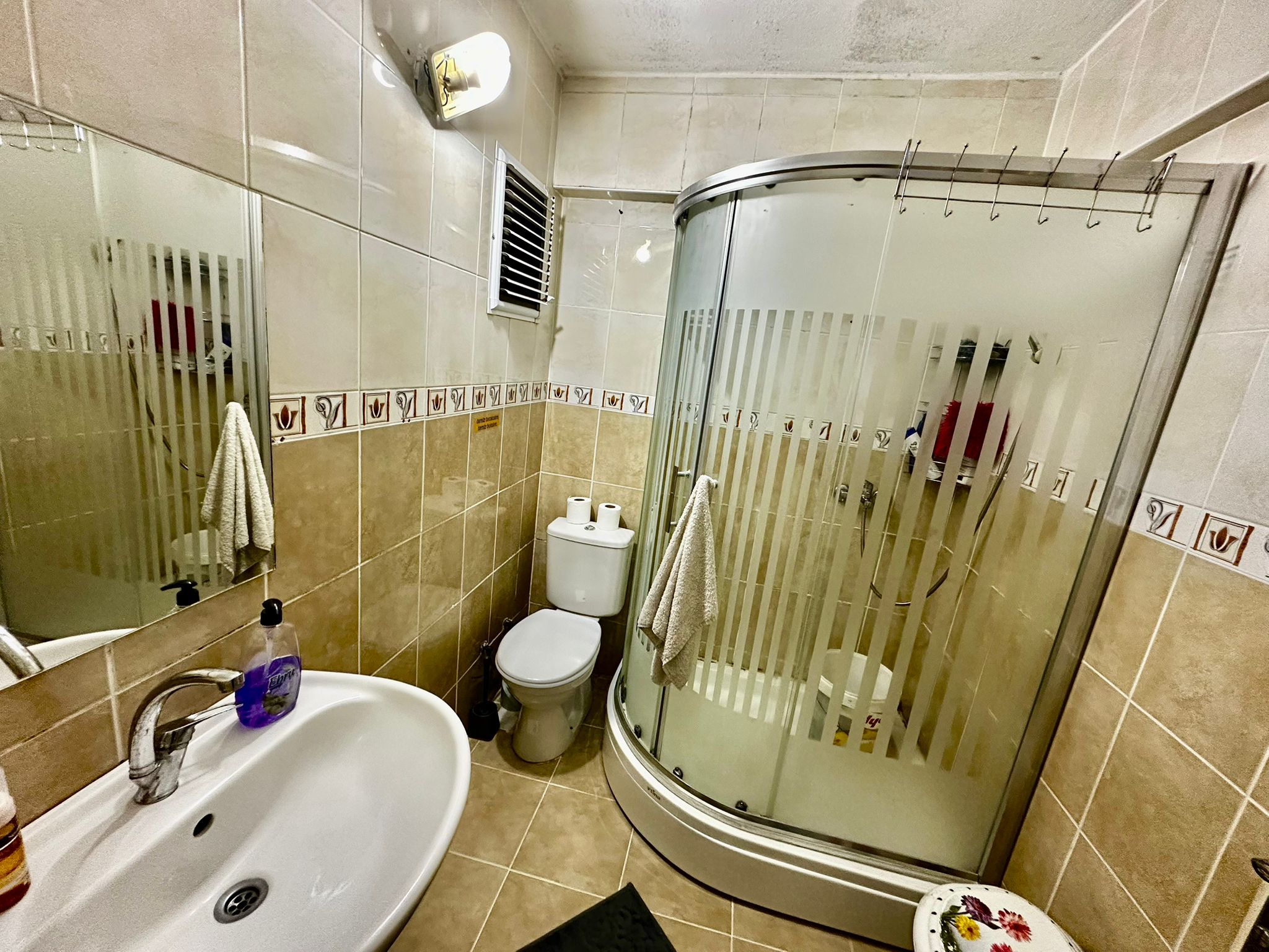 MABEL'DEN ANA YOLA 2 ADIM MESAFEDE MASRAFSIZ ARA KAT 2+1