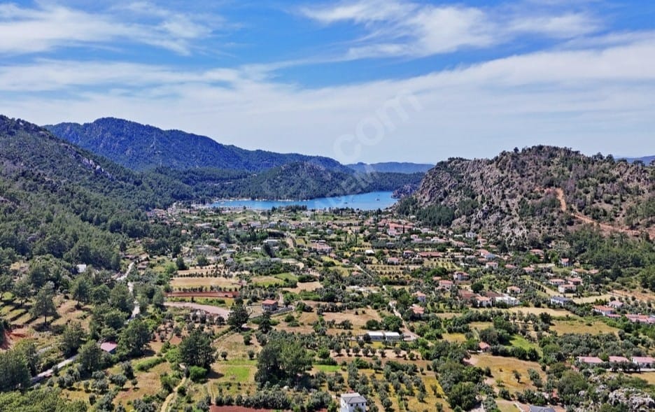 ORHANİYEDE KIRSAL KESİM İMARLI ARSA