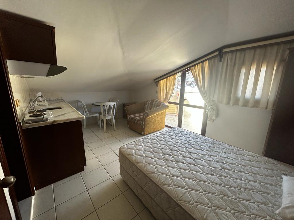 İçmelerde Sadece Bayana kiralık eşyalı Stüdyo Daire