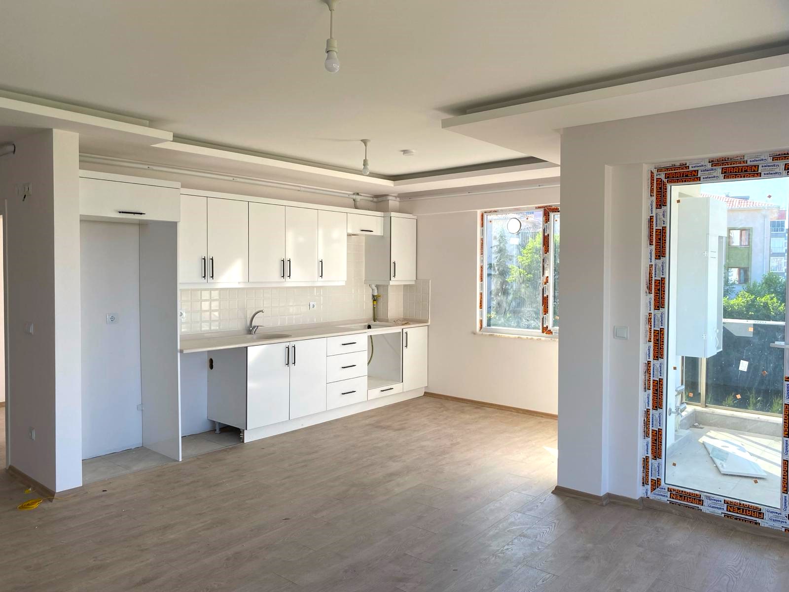 MABEL GAYRİMENKUL GAZİLER MAH.DENİZ MANZARALI SATILIK DAİRE