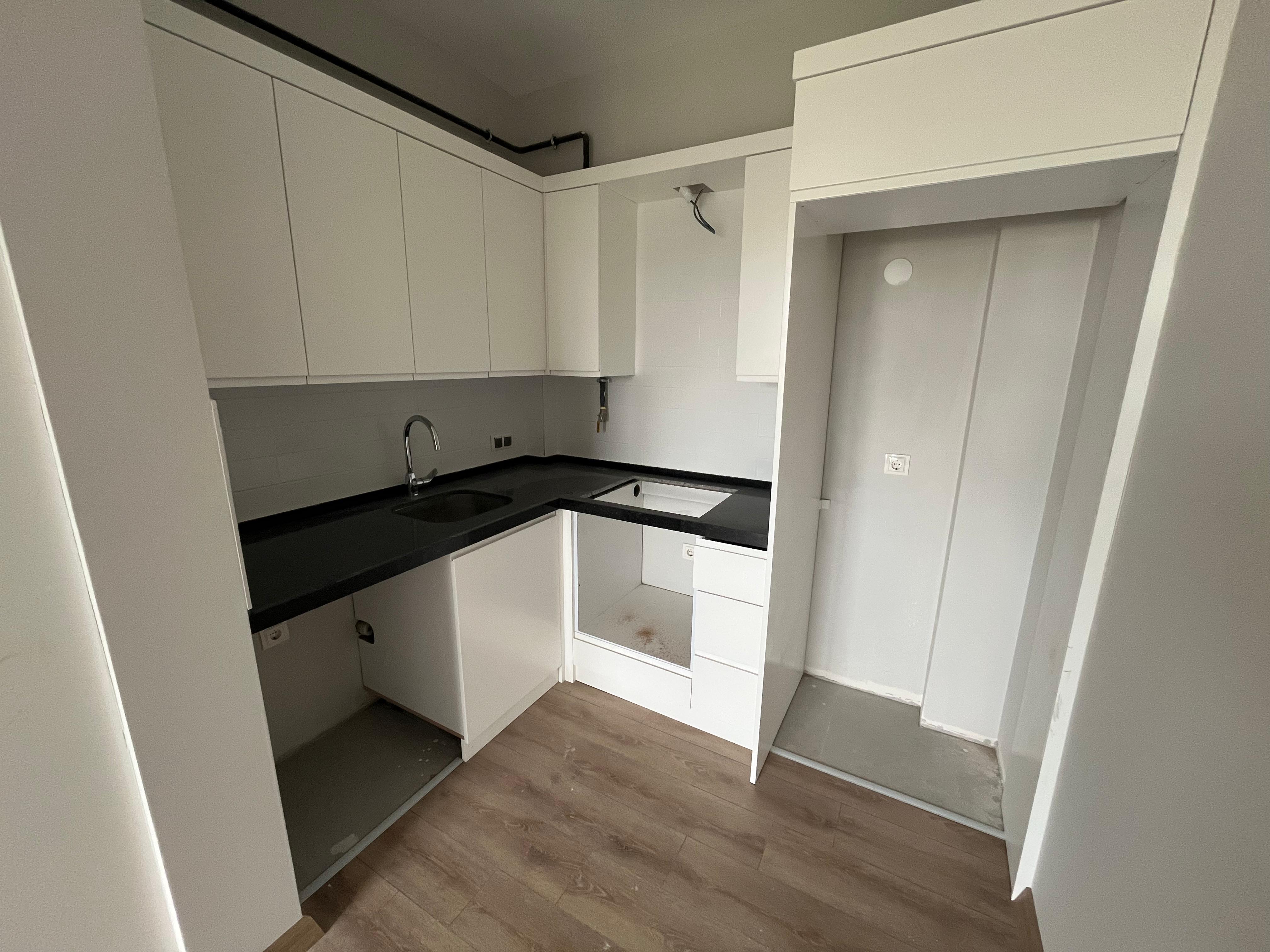 CUMHURİYET MAH. VİRAL İNŞAAT ANA BULVAR ÜZERİ 1+1