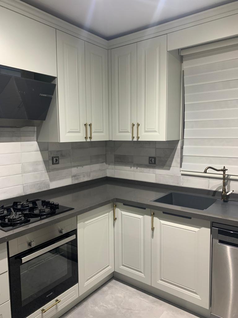 ARMUTALANDA SİTE İÇERİSİNDE MÜSTAKİL GİRİSLİ BAHCE DUBLEKS DAİRE