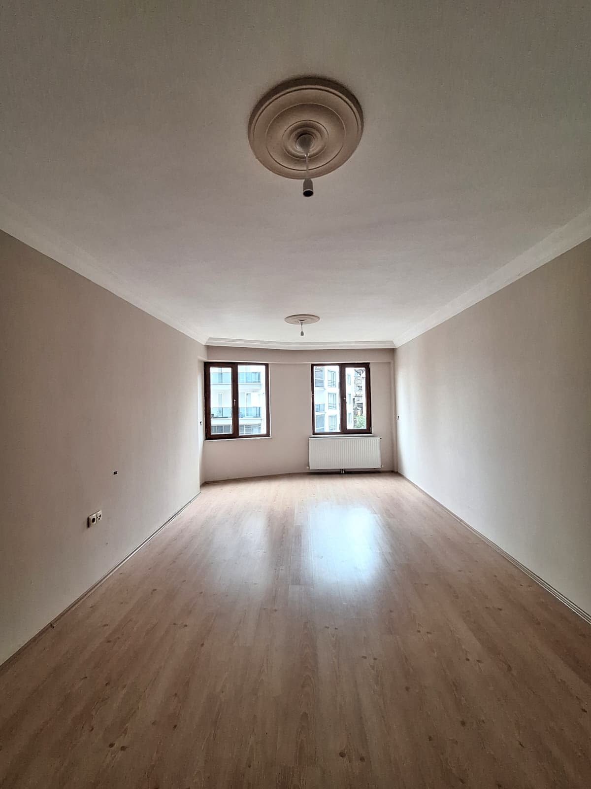 GEMİLERÇEKEĞİ ÇINAR APT SATILIK DAİRE