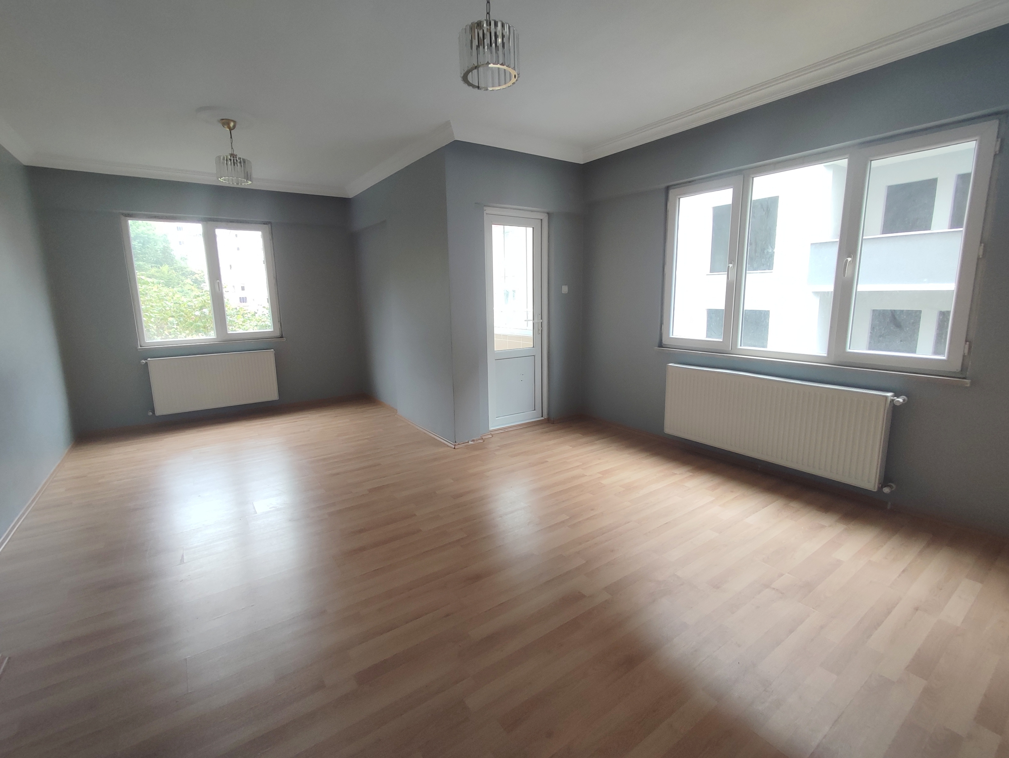 YOMRA SANCAK MAH.GENİŞ FERAH SATILIK DAİRE