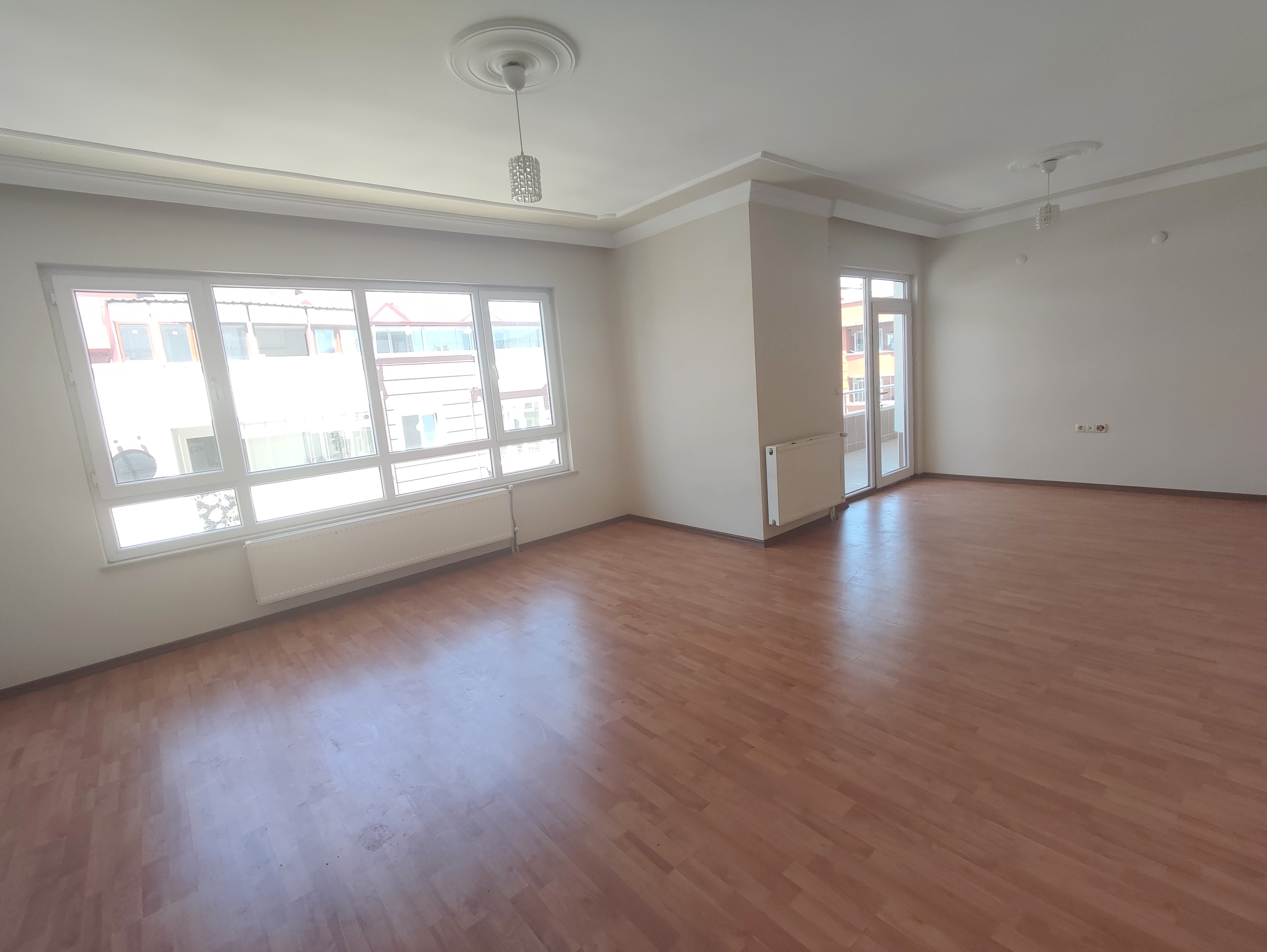 SÖĞÜTLÜ MAH. 3+1 DENİZ MANZARALI SATILIK DAİRE