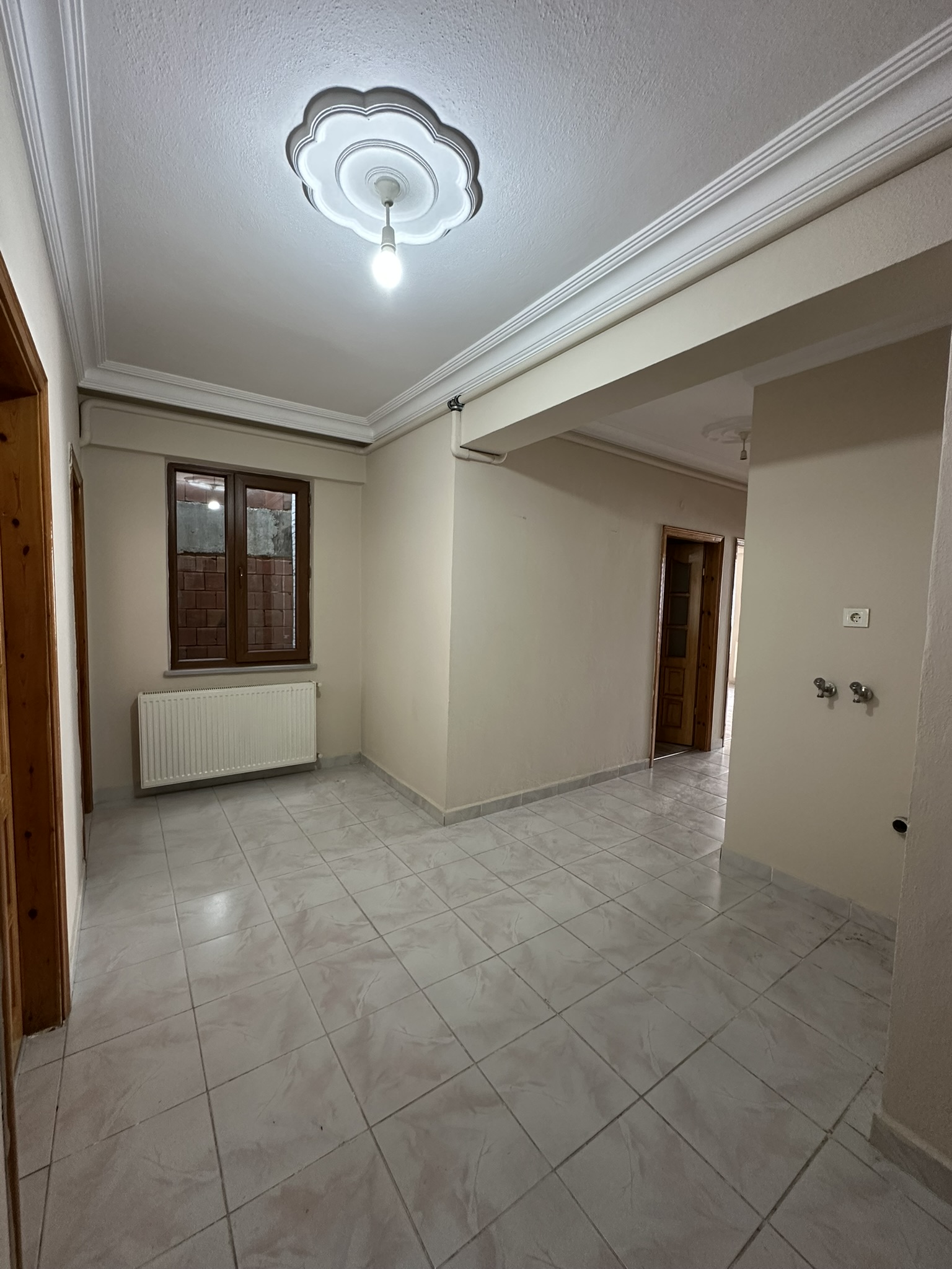 HACI HÜSEYİN MAH. POYRAZ SOKAK ASANSÖRLÜ DOĞALGAZLI 3+1 KİRALIK DAİRE