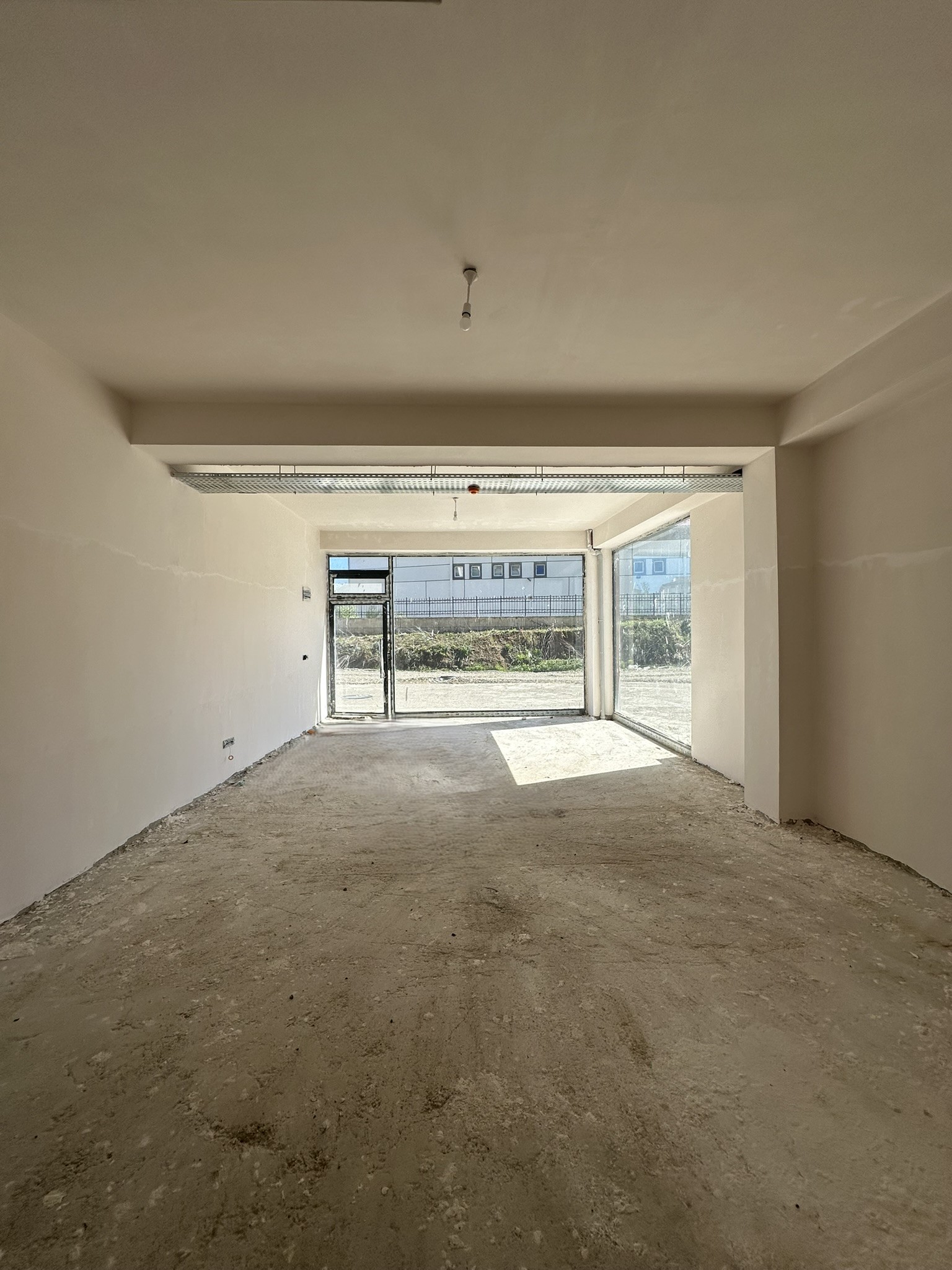 STADİUM CADDE EVLERİ DÜKKAN 2 NUMARA