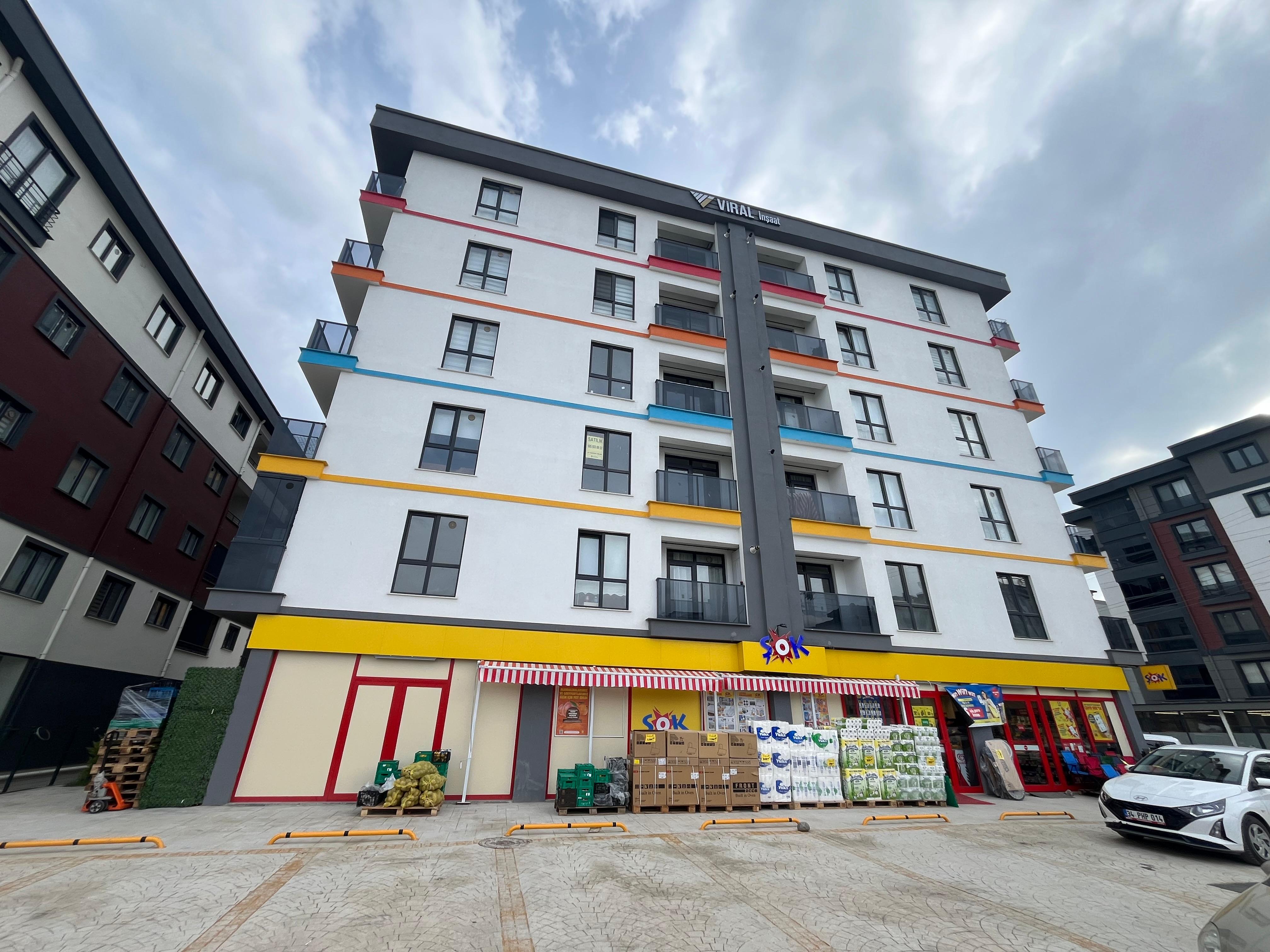 CUMHURİYET MAH. VİRAL İNŞAAT ANA BULVAR ÜZERİ 1+1