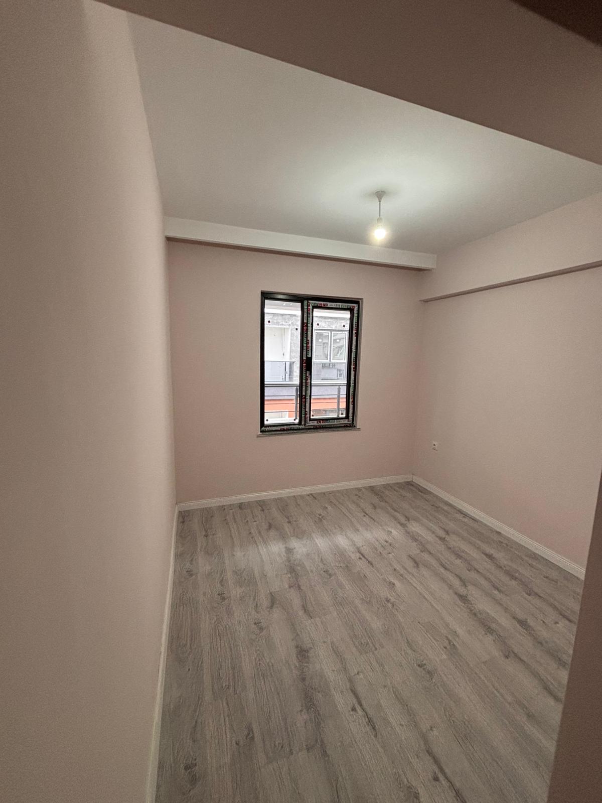 CUMHURİYET'TE ÜNİVERSİTEYE YÜRÜME MESAFESİNDE 1+1 KİRALIK