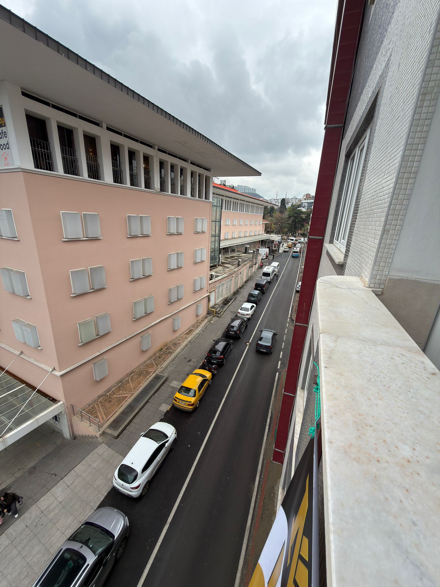 TRABZON BÜYÜKŞEHİR BELEDİYESİ YANI 3+1 KİRALIK OFİS