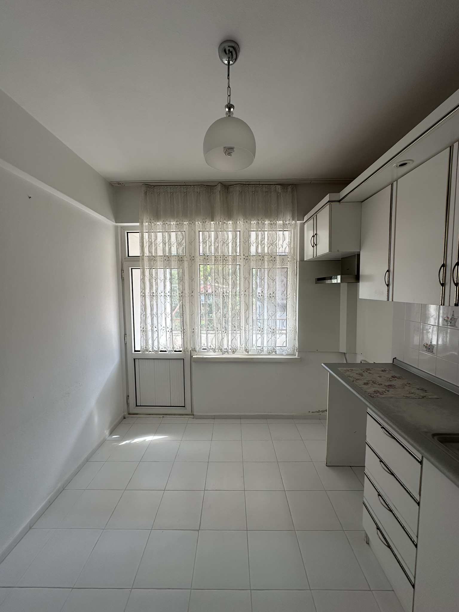 KÜÇÜKKÖY KİRALIK SOBALI 2+1